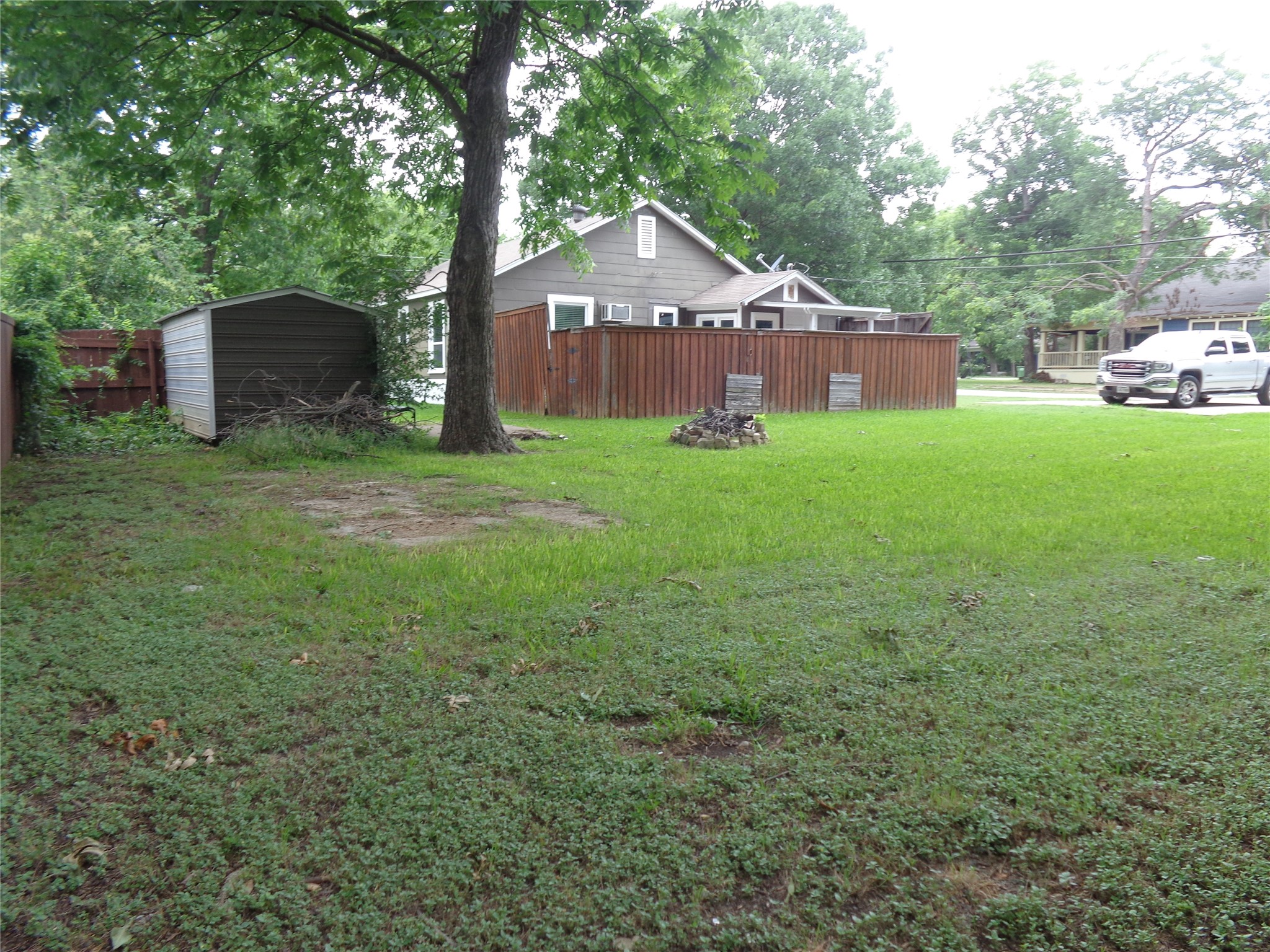 301 S 4th Street Grandview TX 76050