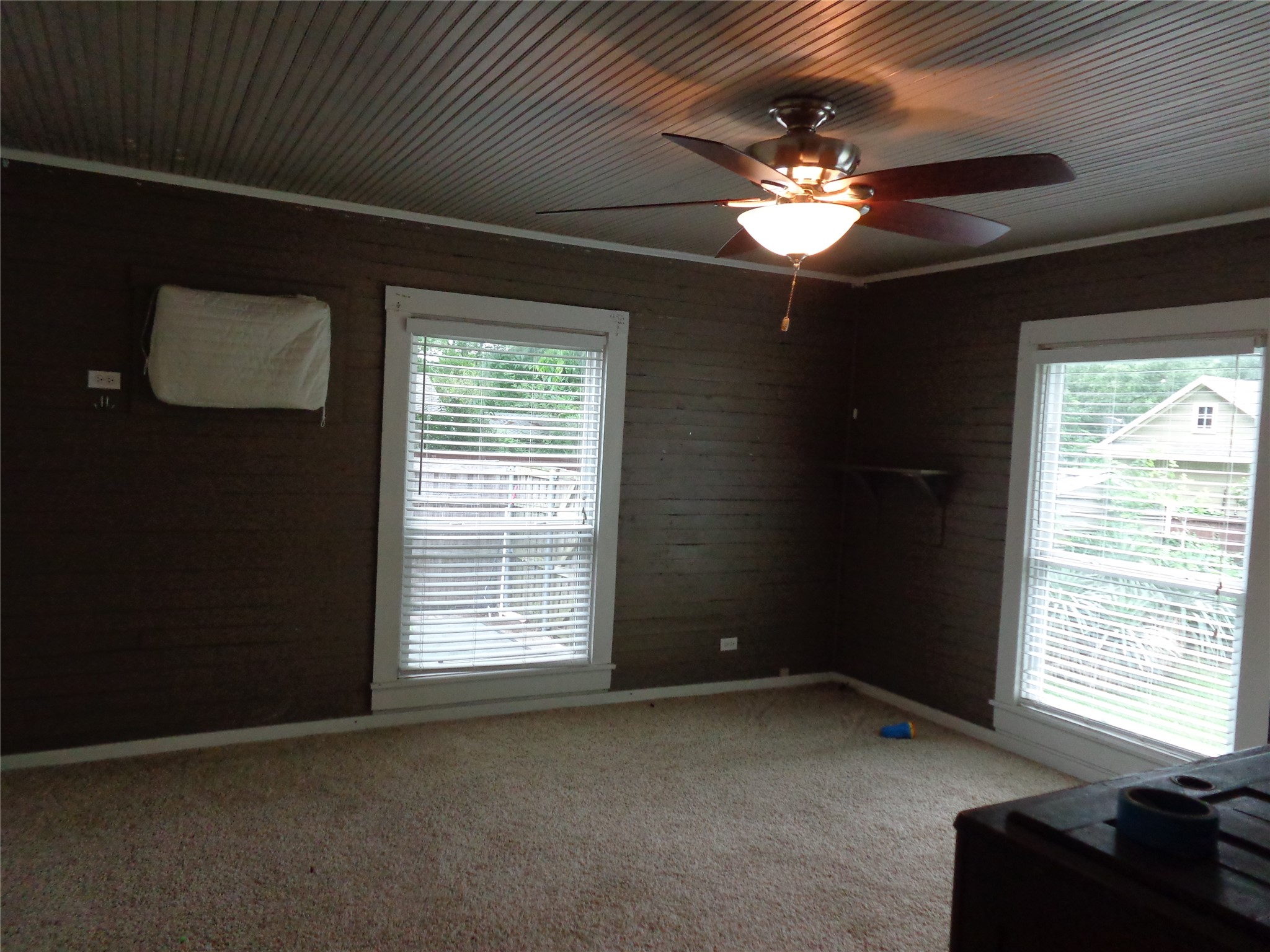 301 S 4th Street Grandview TX 76050