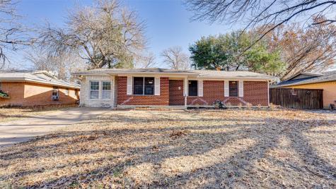 1600 Nichols Street Ennis TX 75119