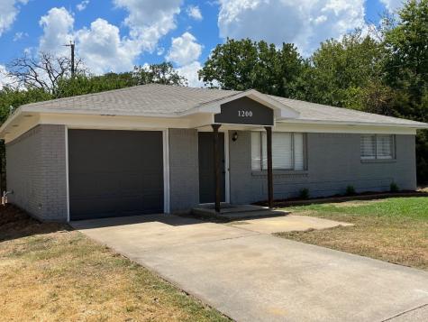 1200 Carla Street Denison TX 75020