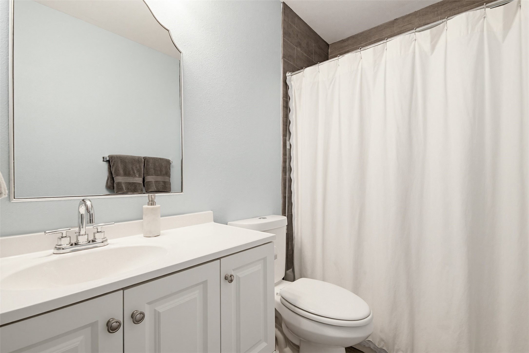 11216 Flamingo Dallas TX 75218