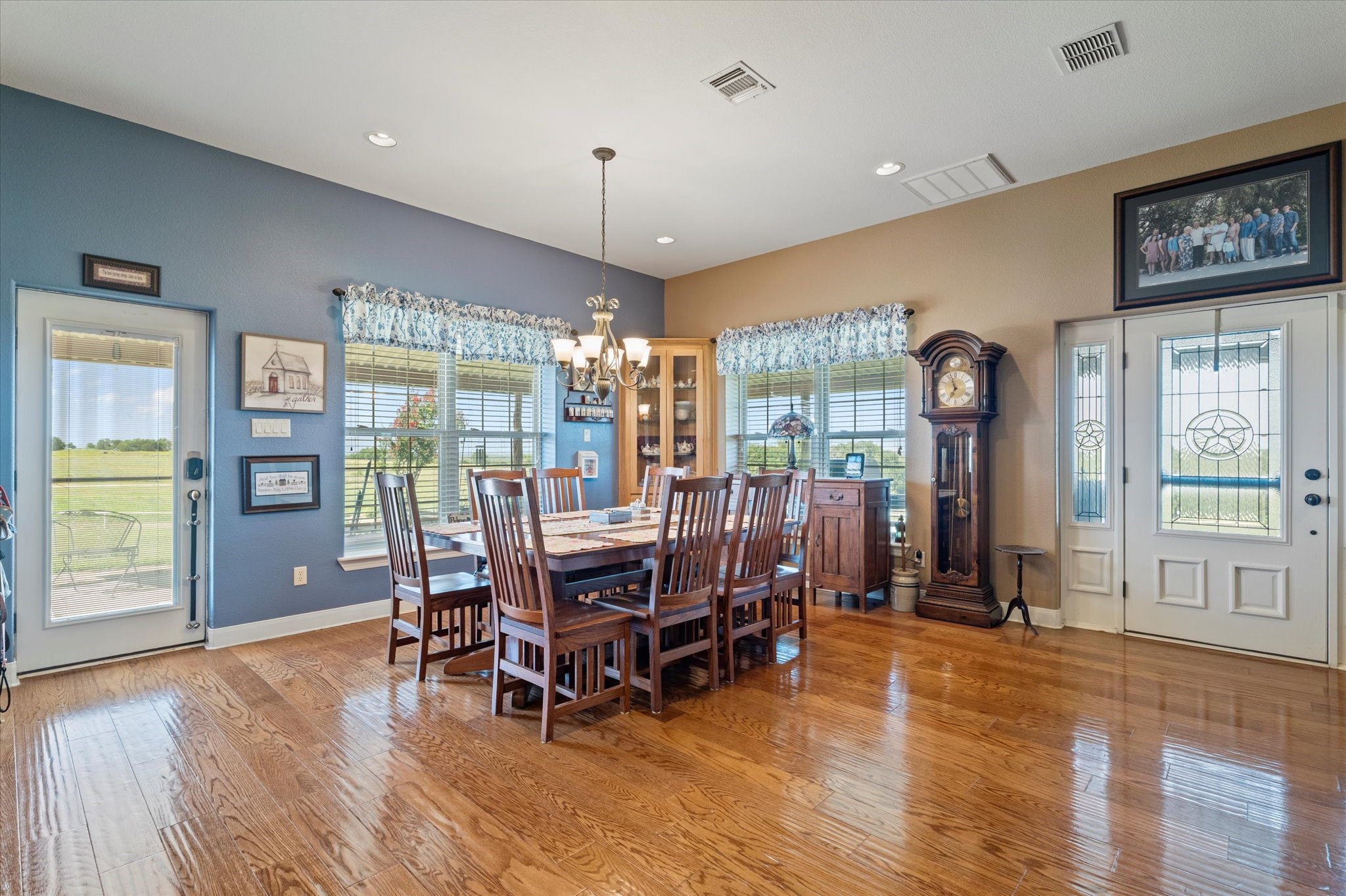 2801 Agnes Circle Springtown TX 76082
