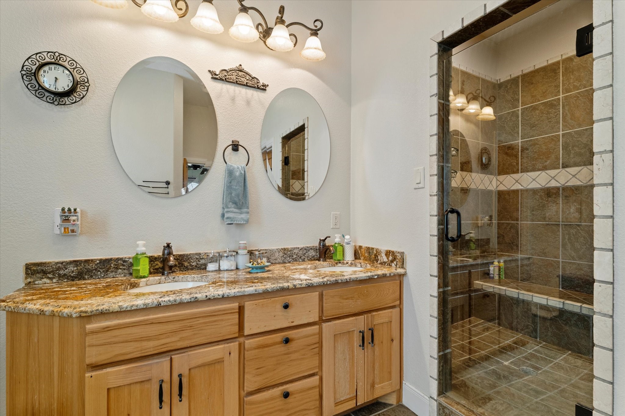 2801 Agnes Circle Springtown TX 76082