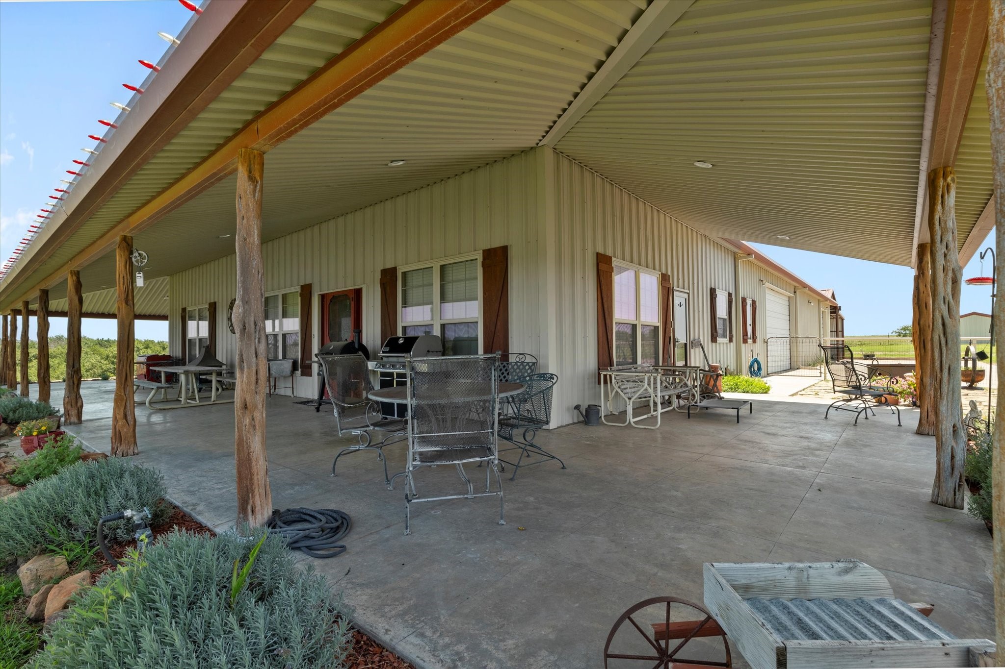 2801 Agnes Circle Springtown TX 76082