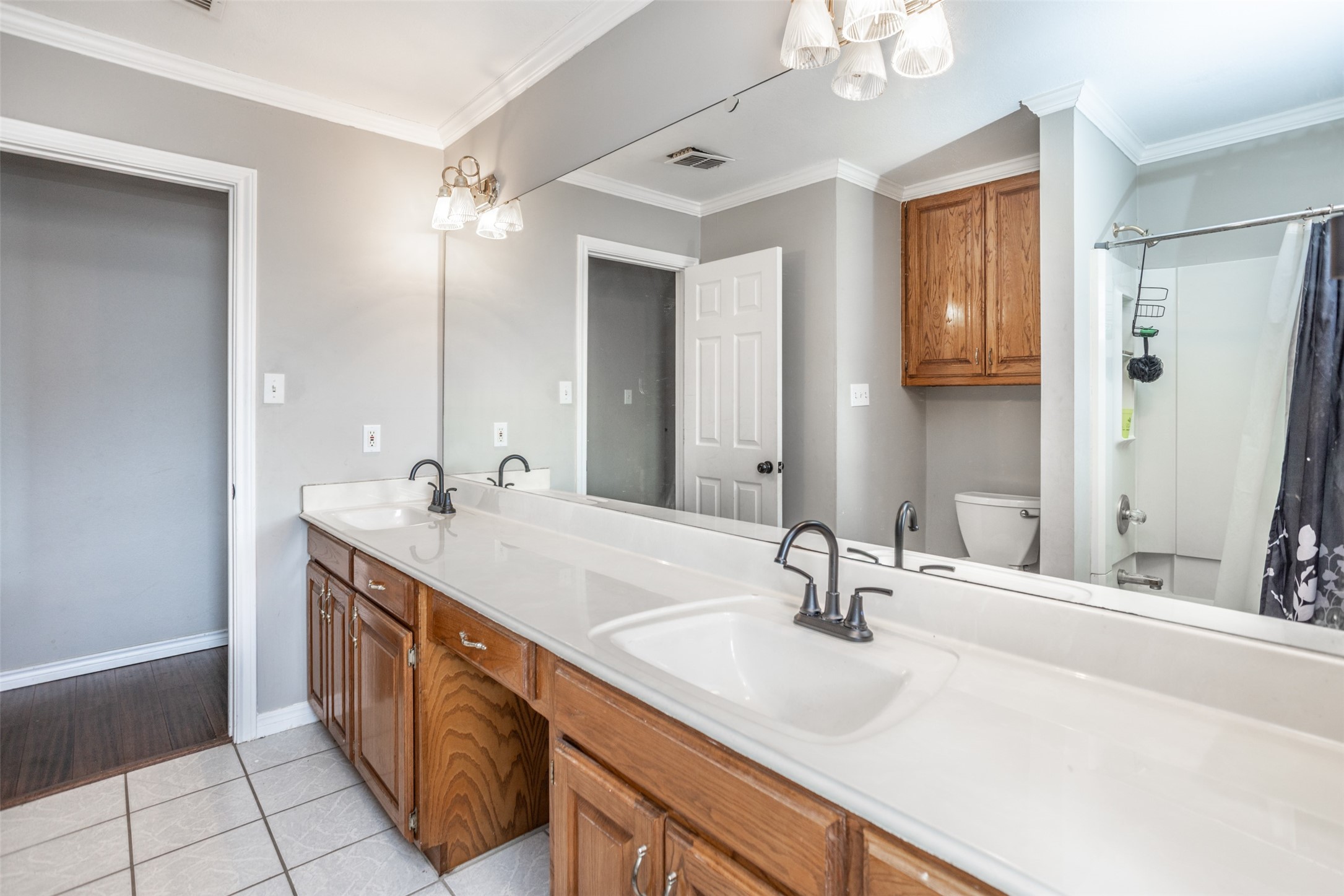 1107 Nortman Drive Lindsay TX 76250