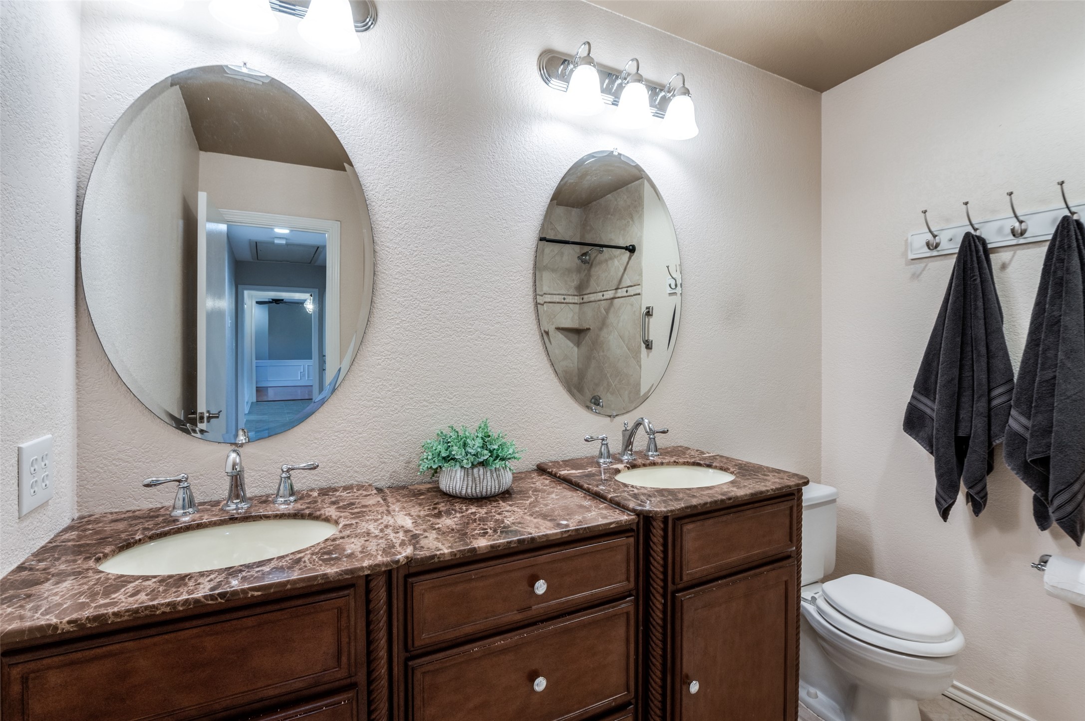 2418 Vista Glen Lane Carrollton TX 75007