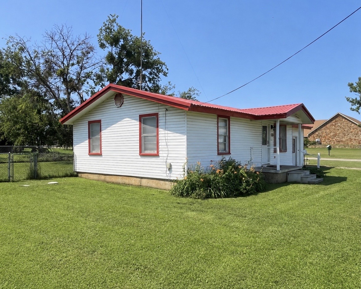 57 W Palo Pinto Street Santo TX 76472