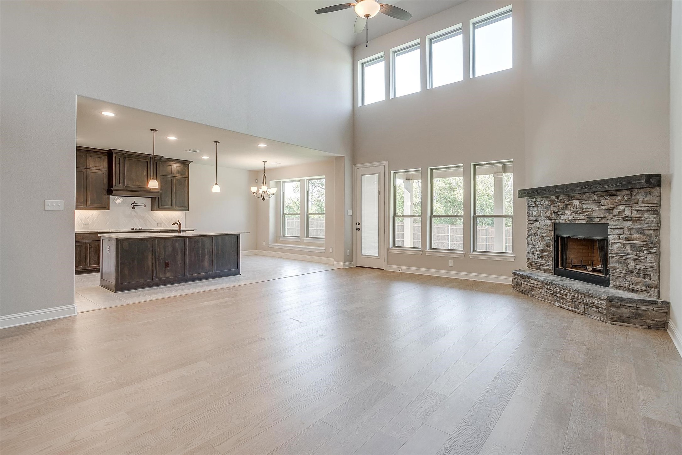 5201 Rutherford Drive Midlothian TX 76065
