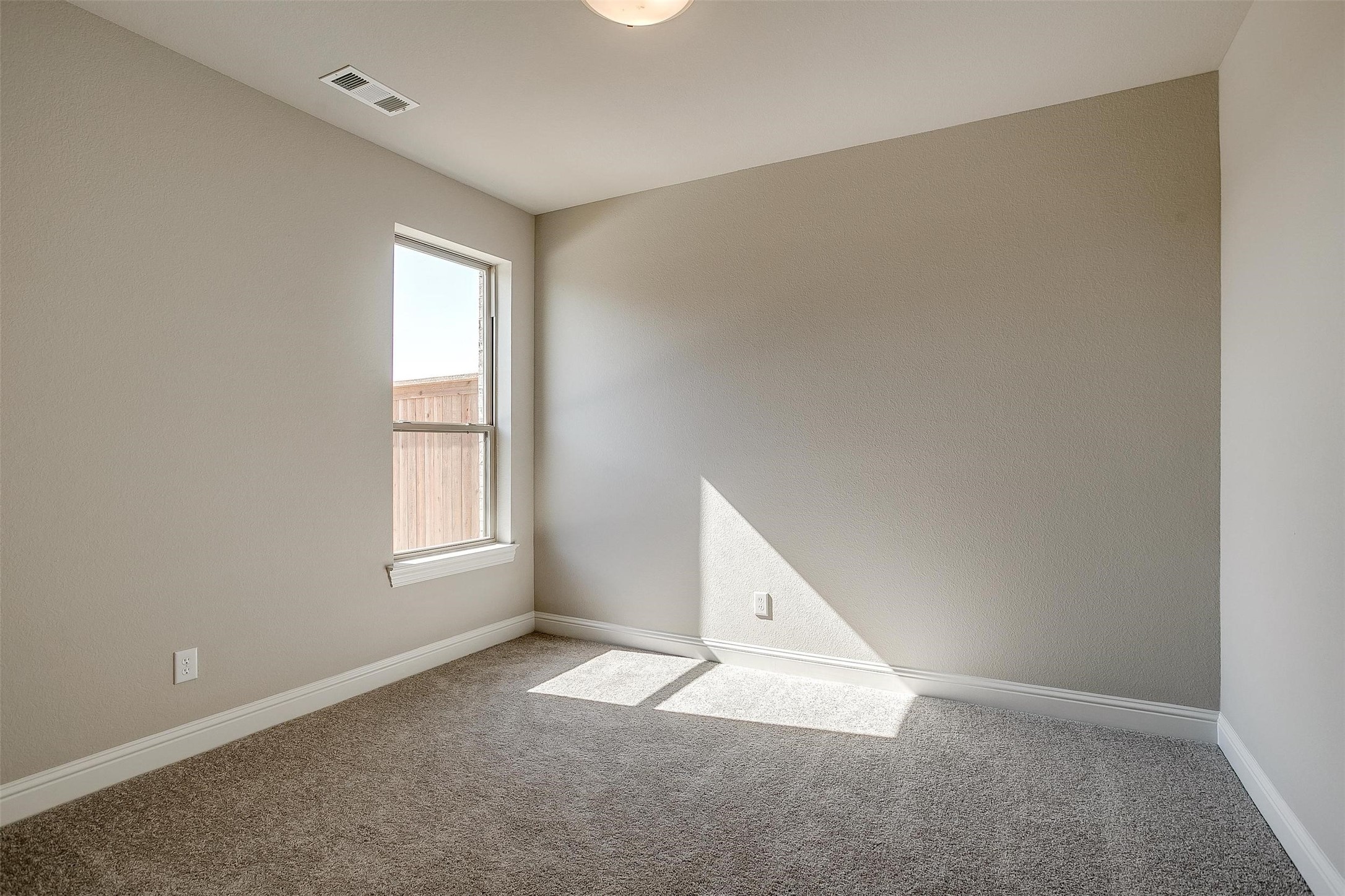 5201 Rutherford Drive Midlothian TX 76065