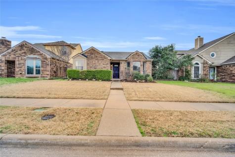 1903 Lavaca Court Carrollton TX 75010