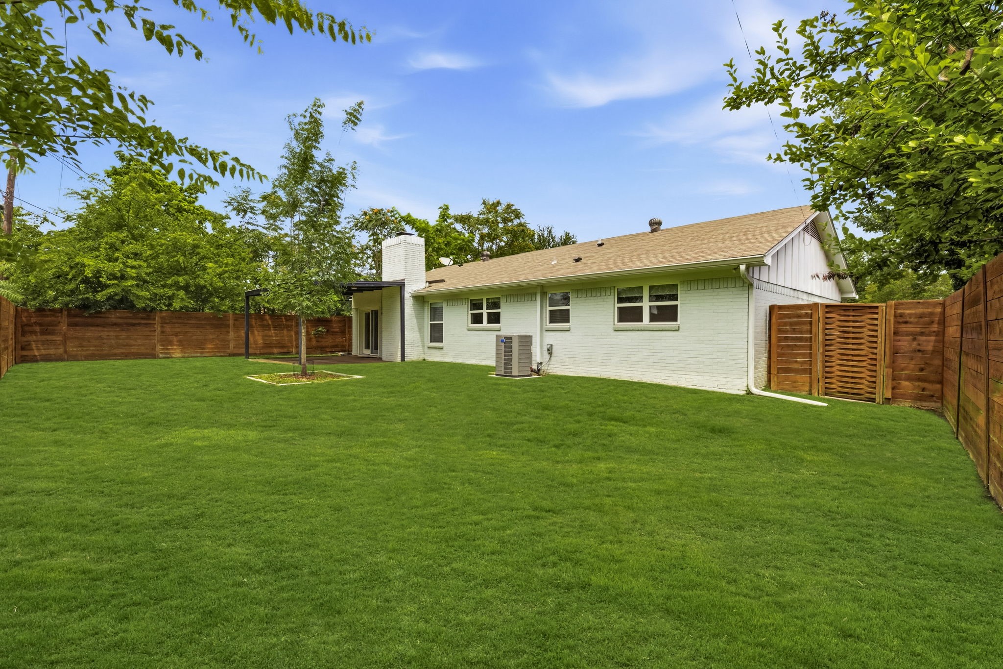 11015 Odette Avenue Dallas TX 75228