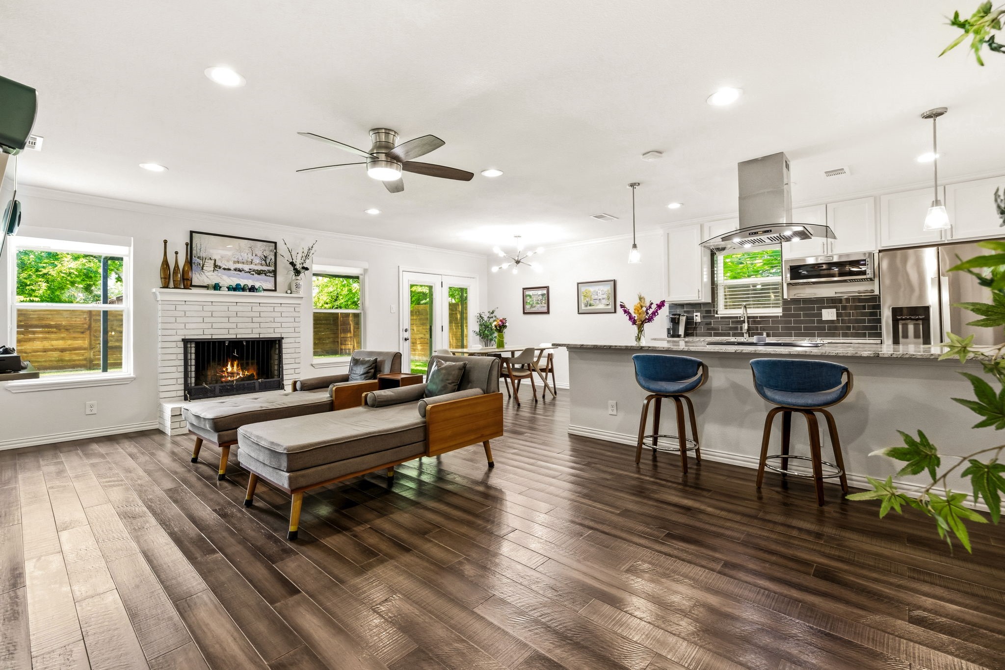 11015 Odette Avenue Dallas TX 75228