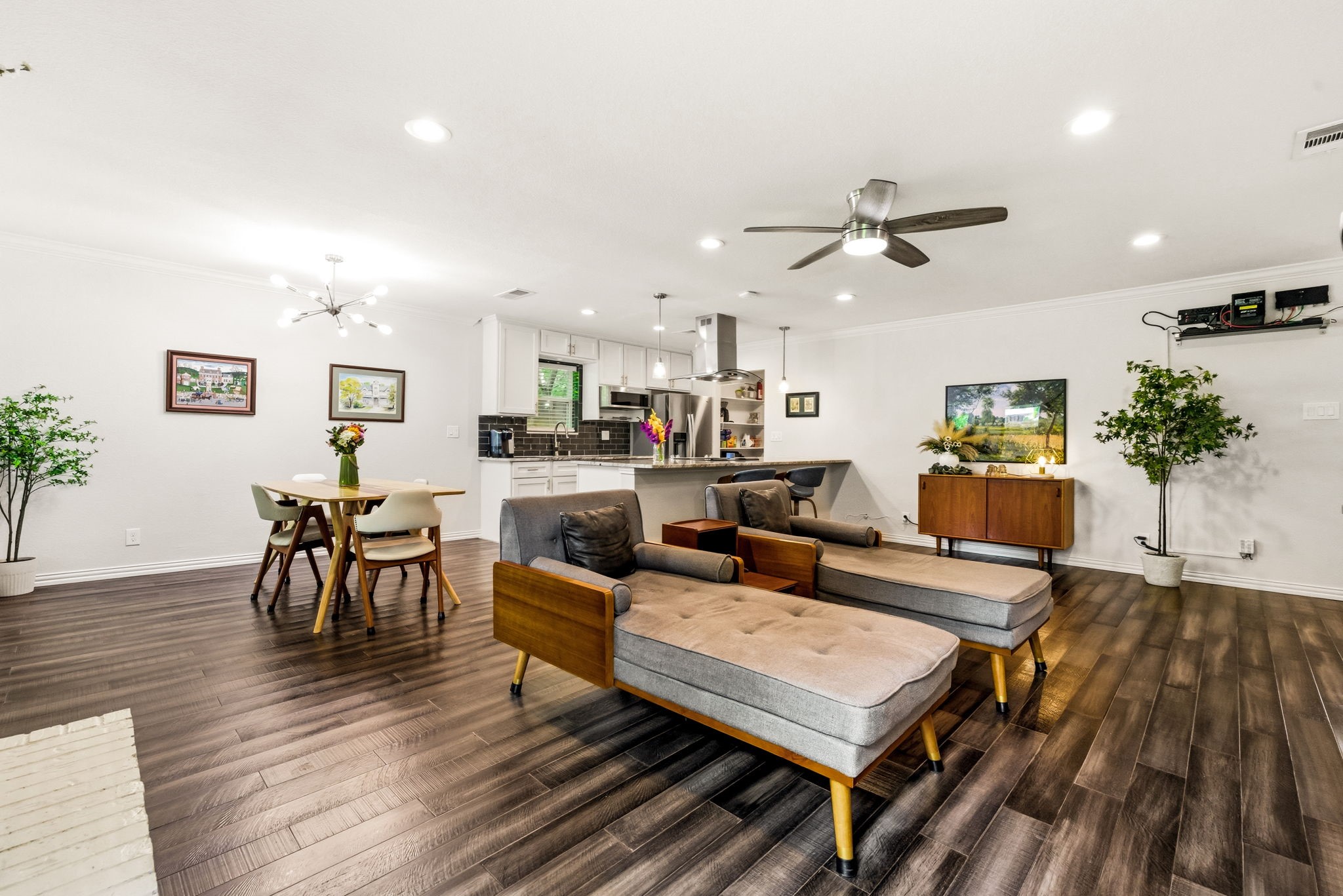 11015 Odette Avenue Dallas TX 75228
