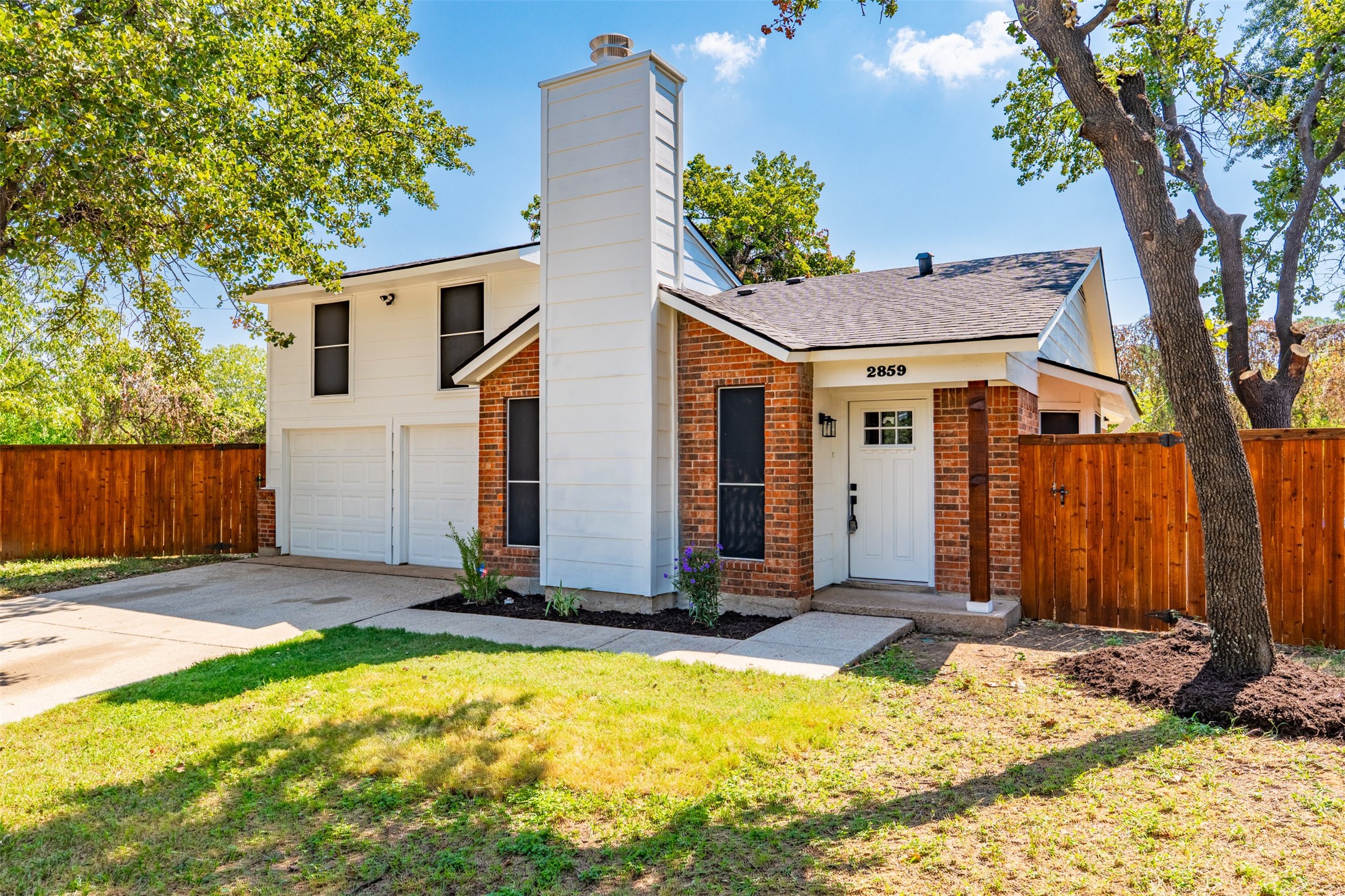 2859 Park Meadow Court Fort Worth TX 76112
