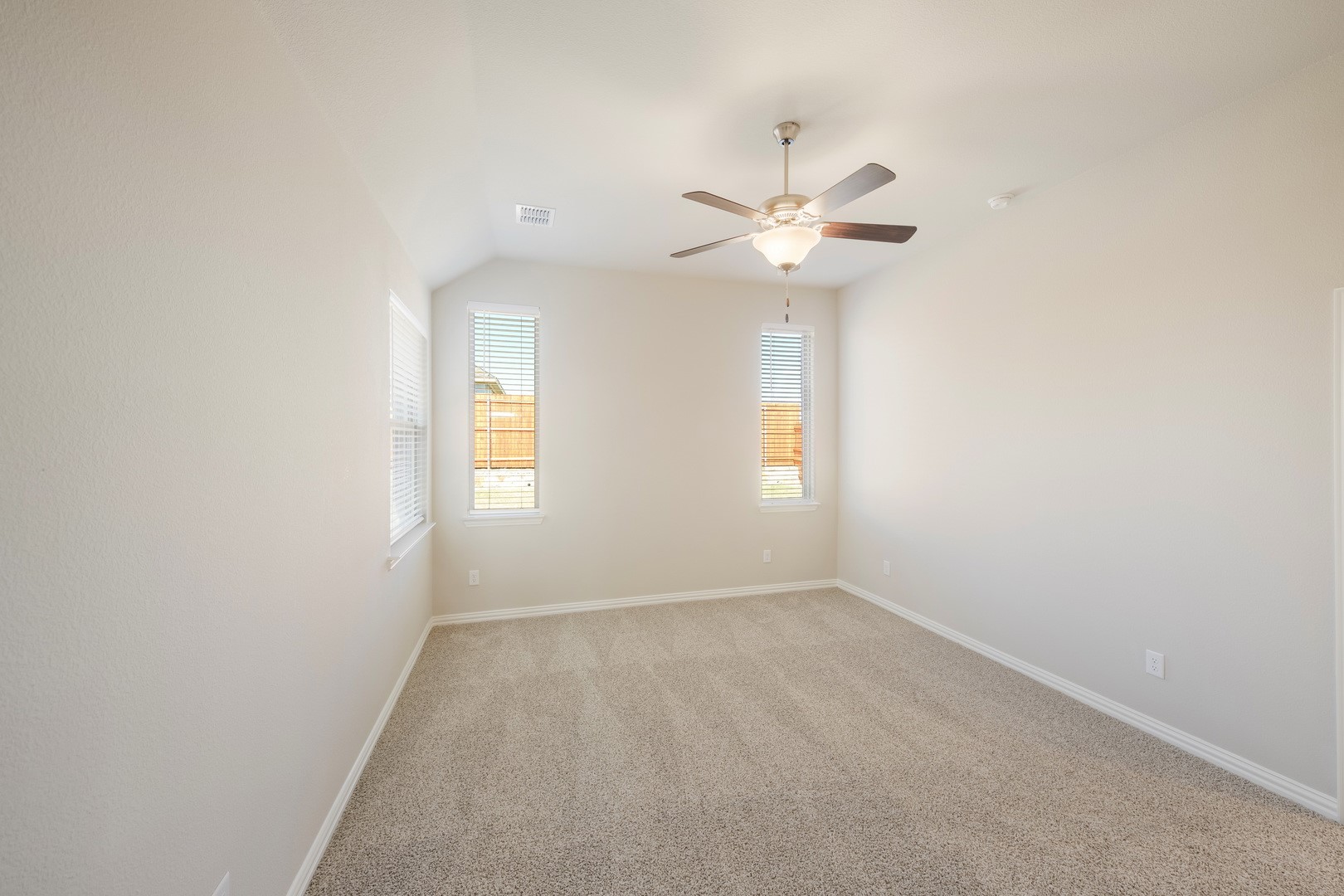 3937 Lakefield Drive Heartland TX 75114