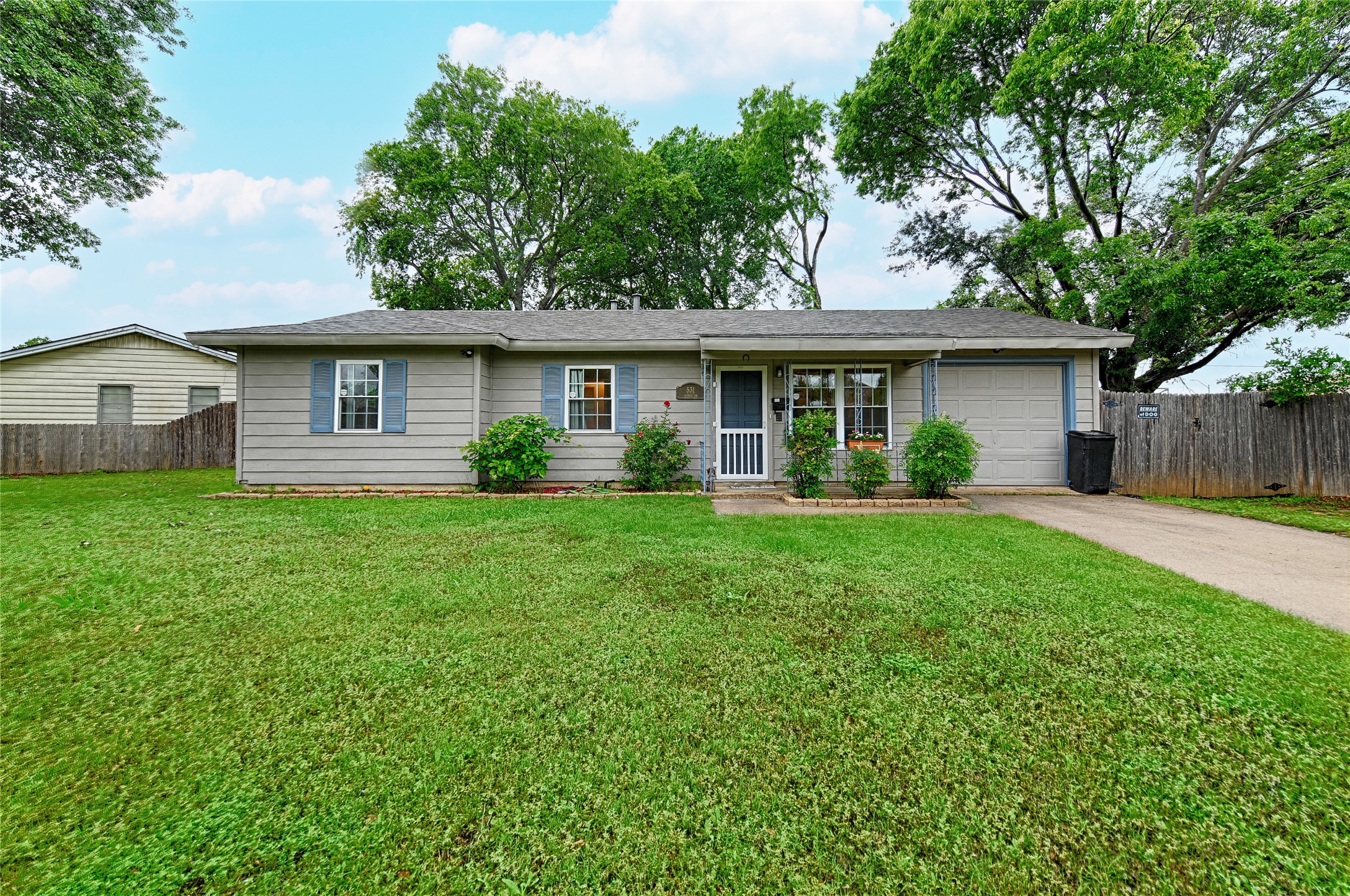 531 Himes Drive Euless TX 76039