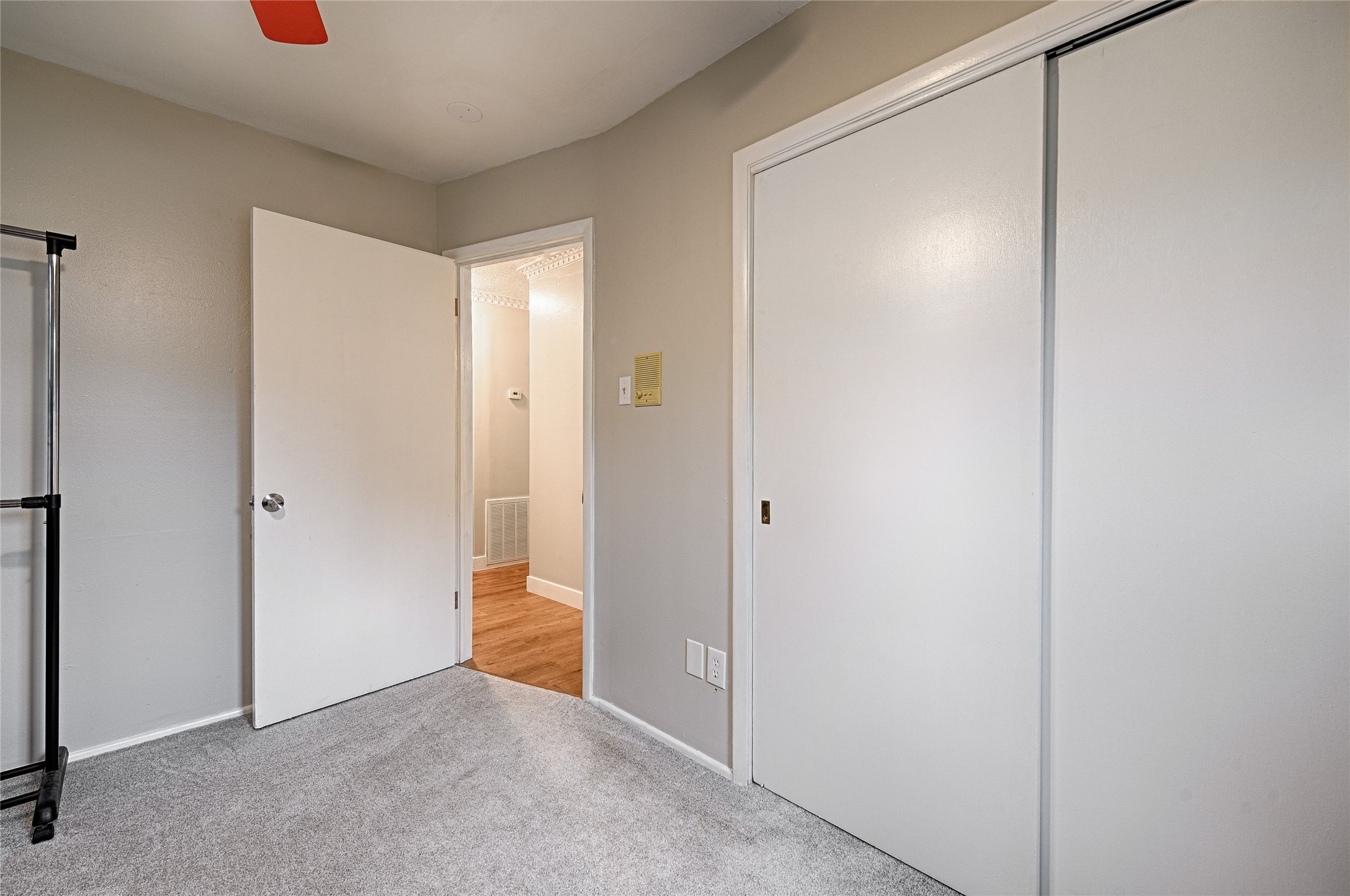 531 Himes Drive Euless TX 76039