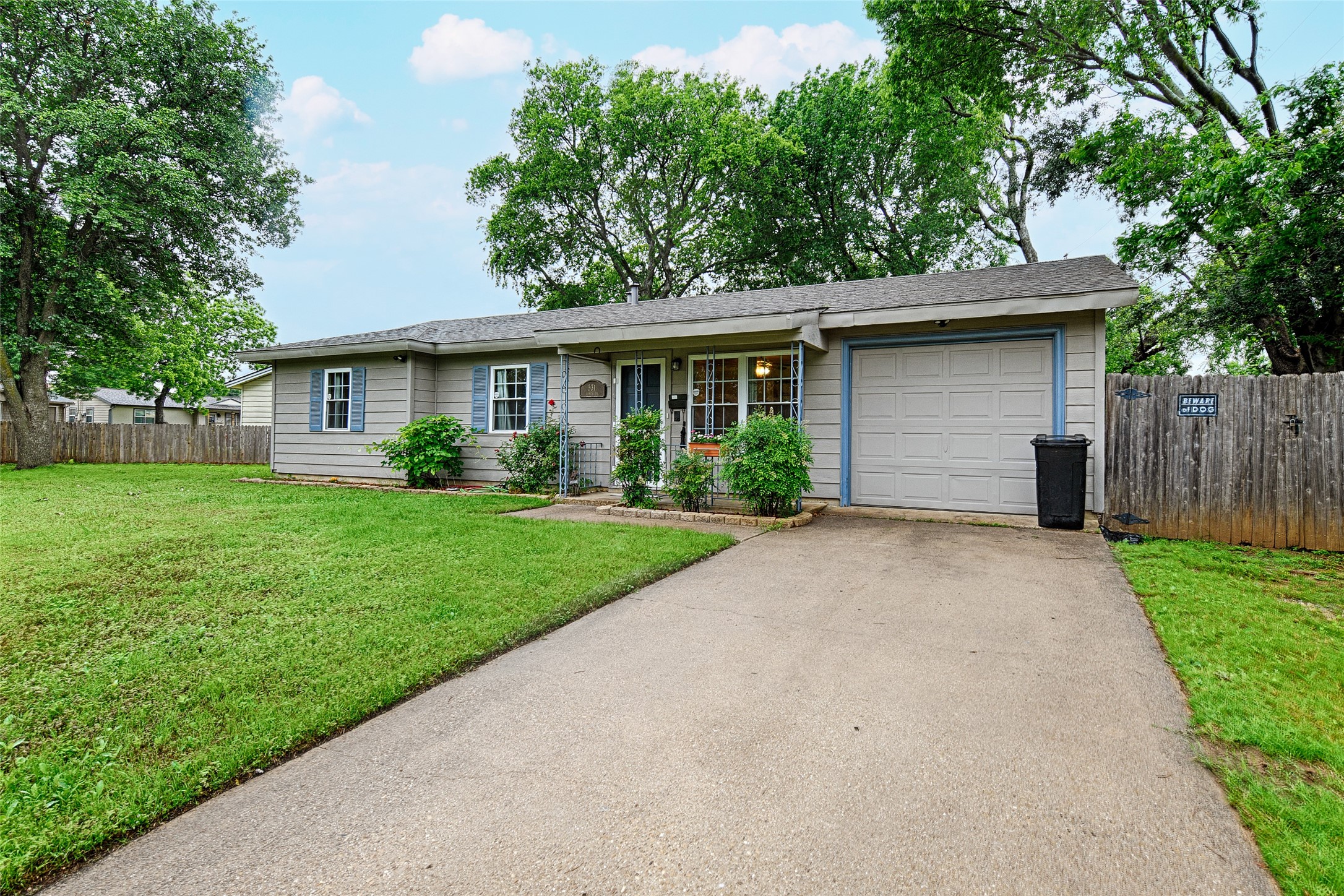 531 Himes Drive Euless TX 76039