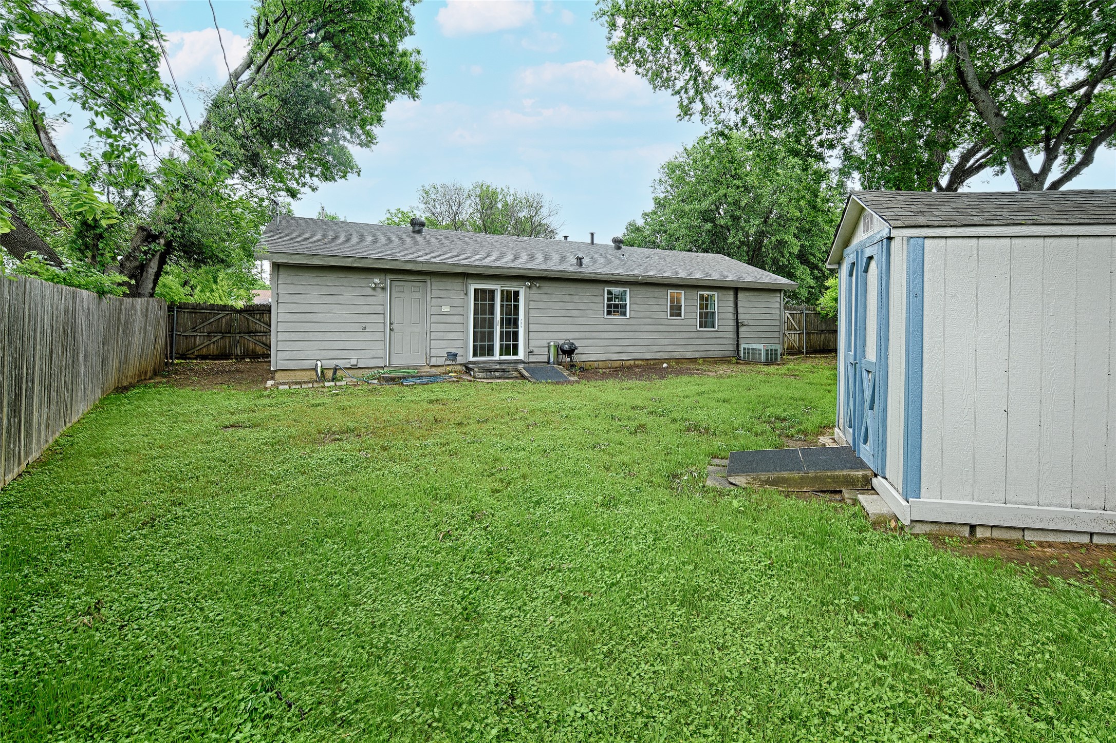 531 Himes Drive Euless TX 76039