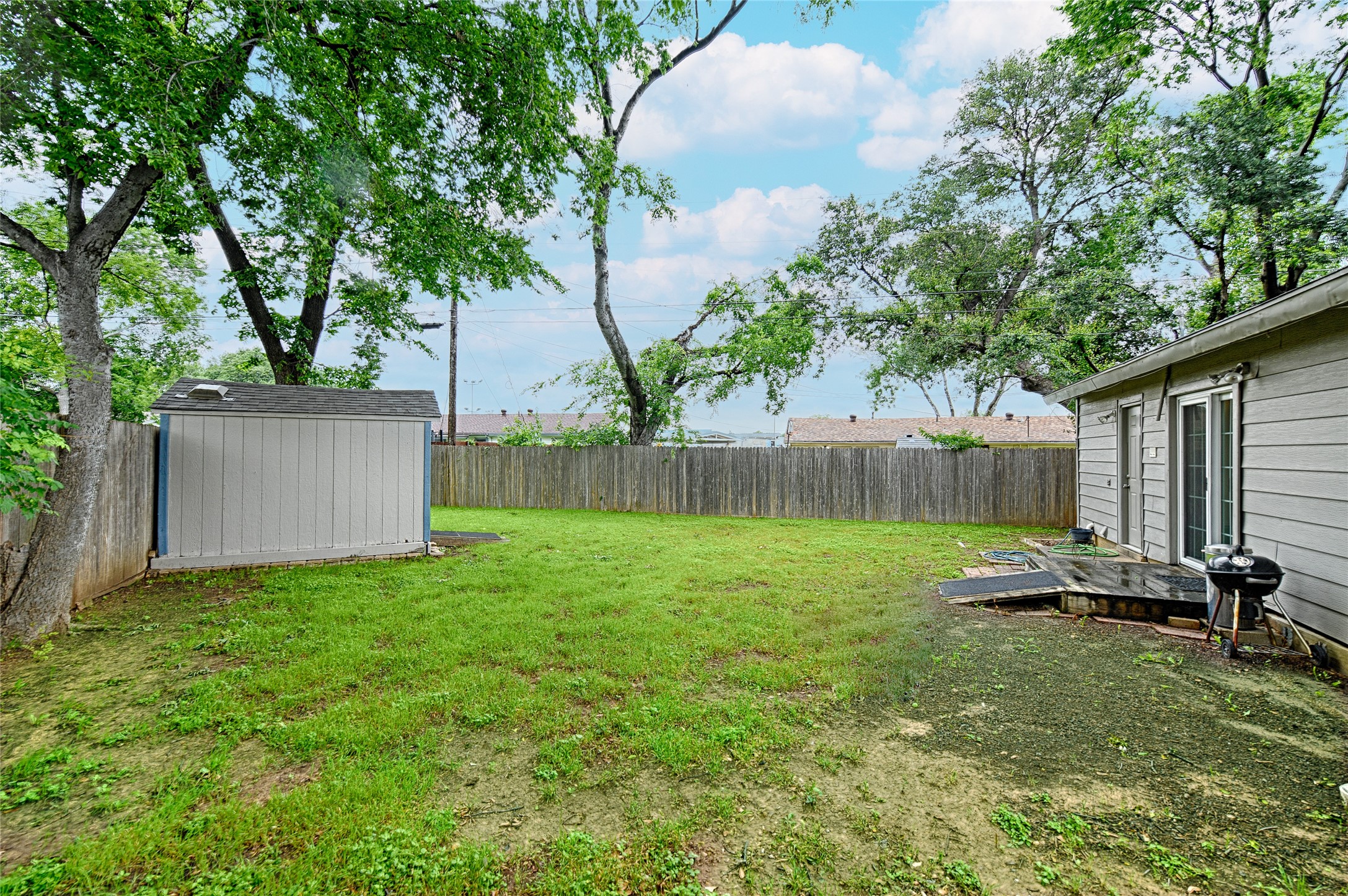 531 Himes Drive Euless TX 76039