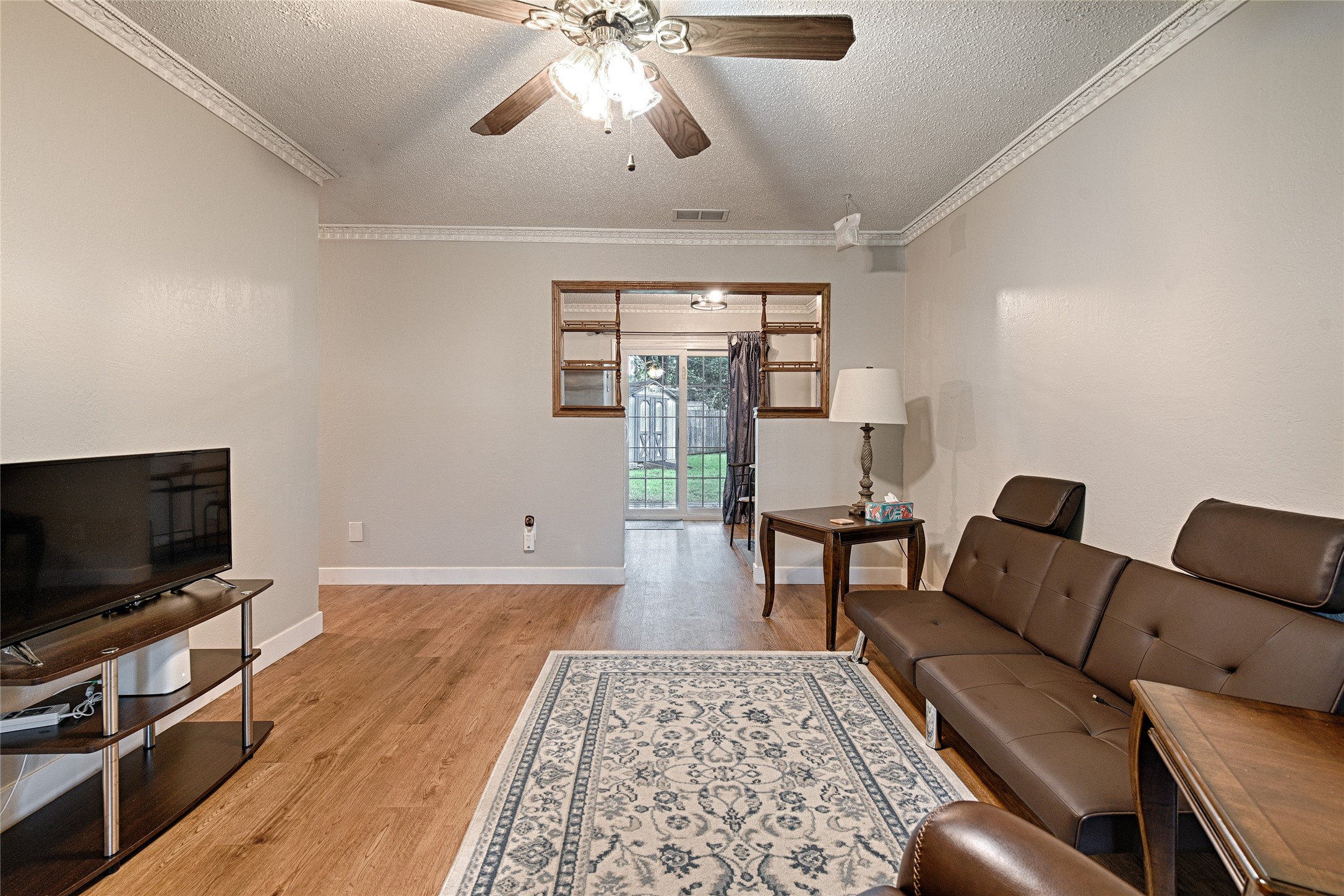 531 Himes Drive Euless TX 76039