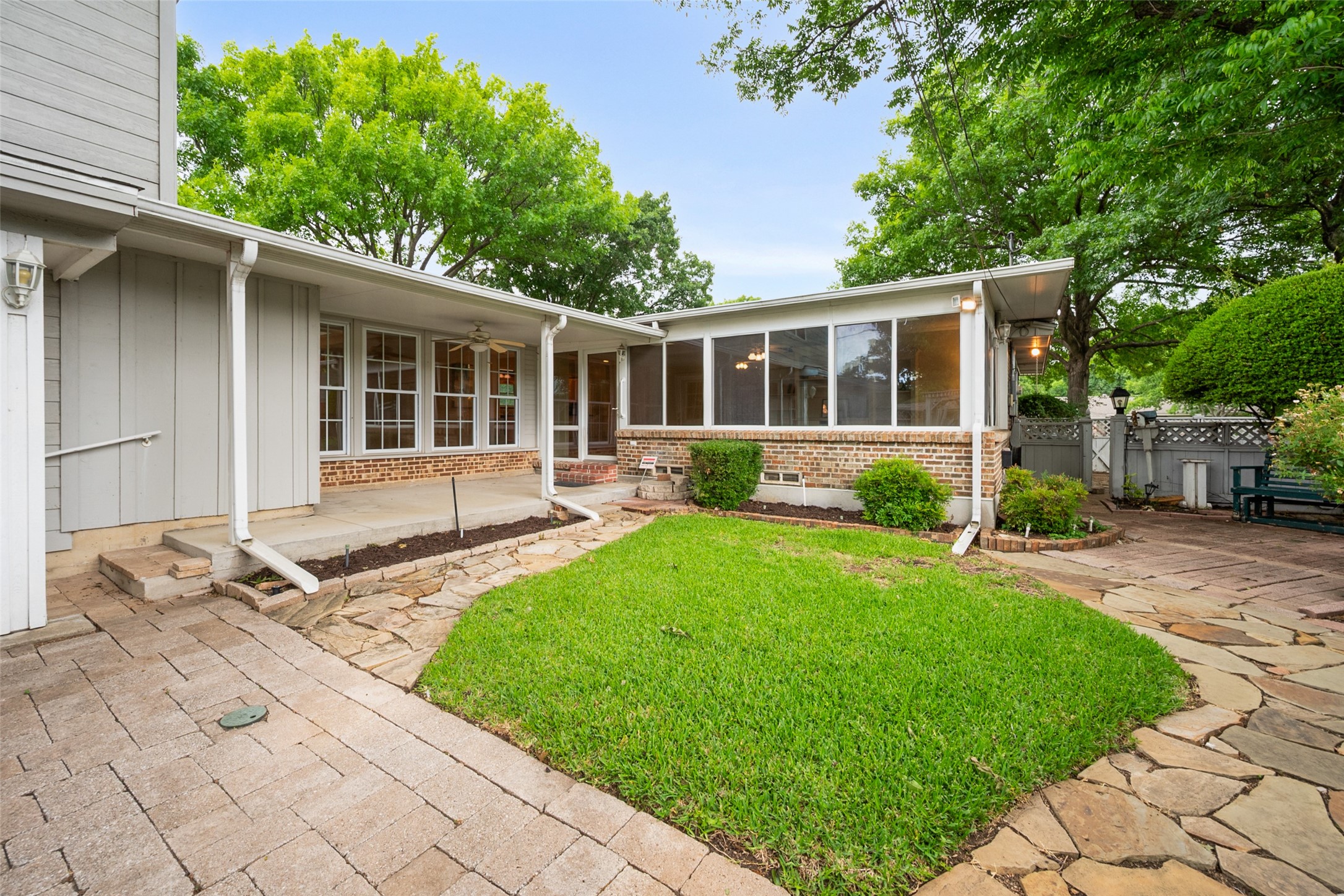 1229 Magnolia Drive Richardson TX 75080