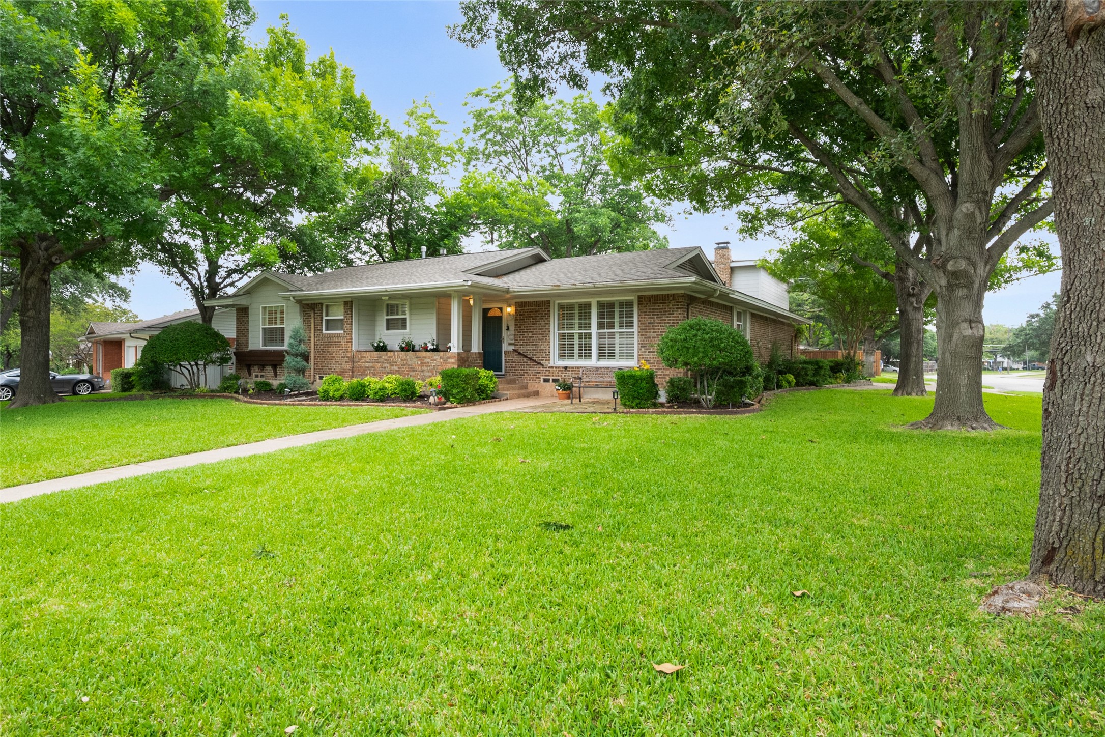 1229 Magnolia Drive Richardson TX 75080