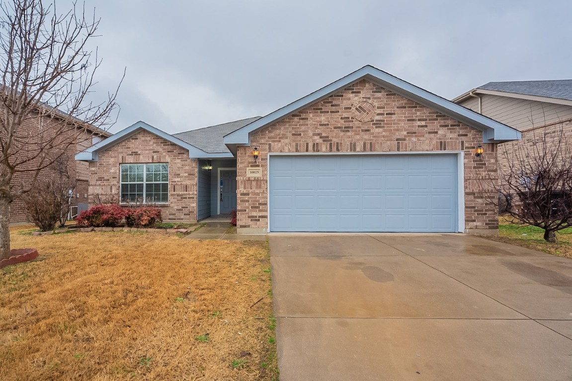 10025 Fox Hill Drive Fort Worth TX 76131