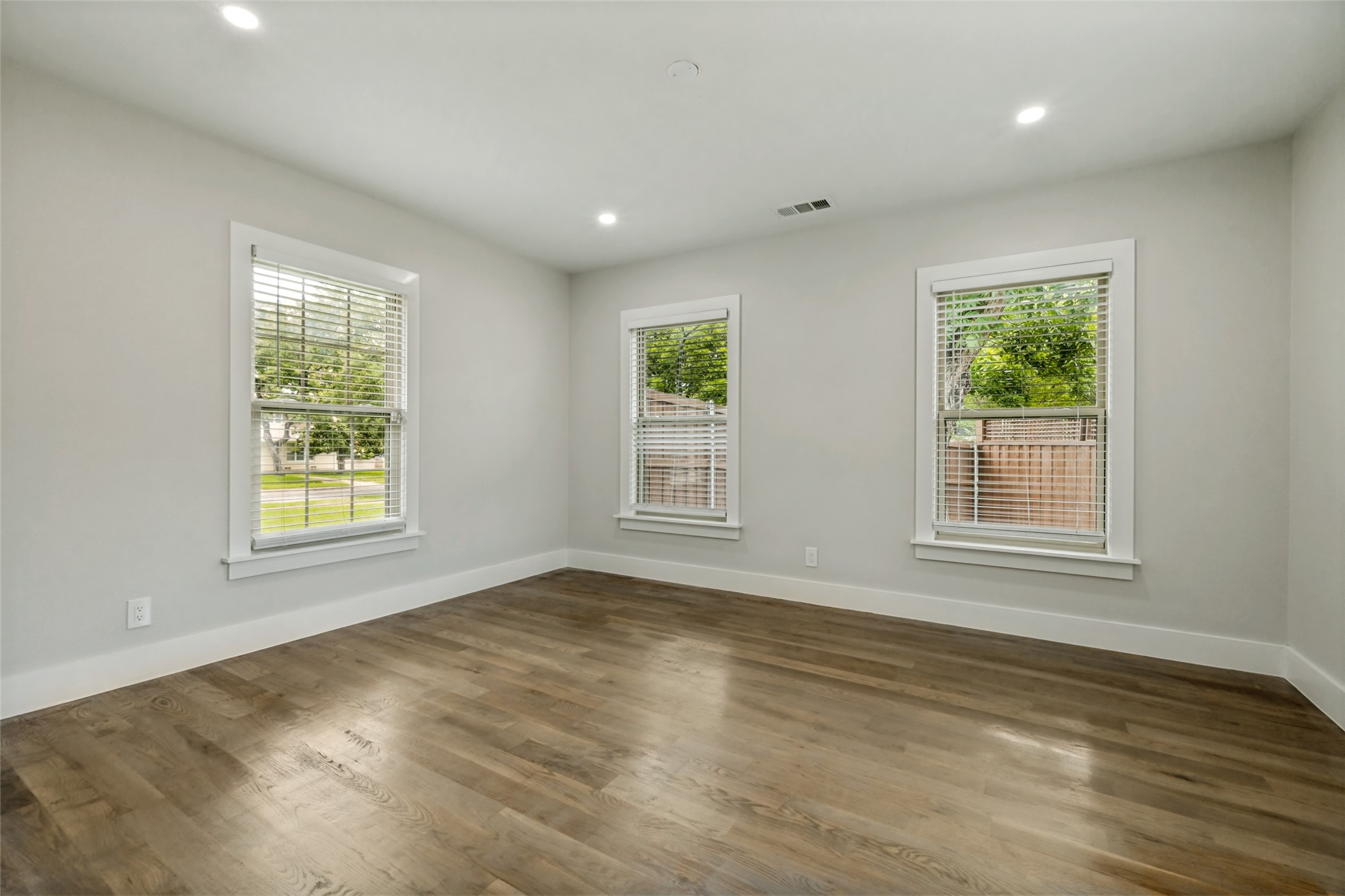 2006 Marydale Drive Dallas TX 75208