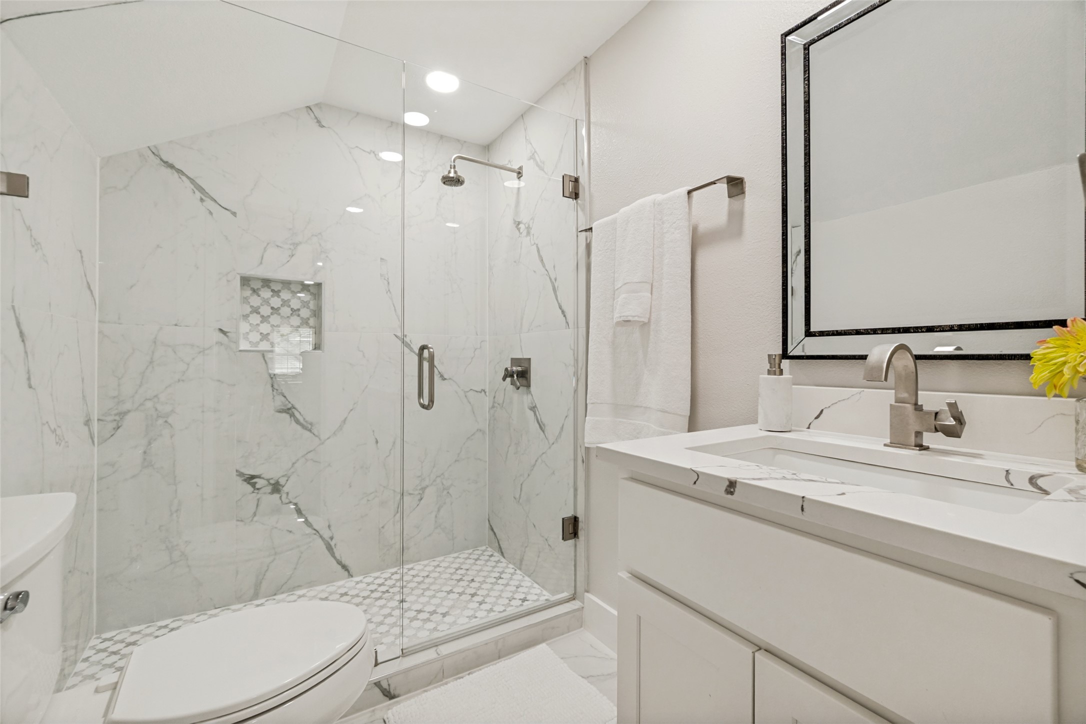 2006 Marydale Drive Dallas TX 75208
