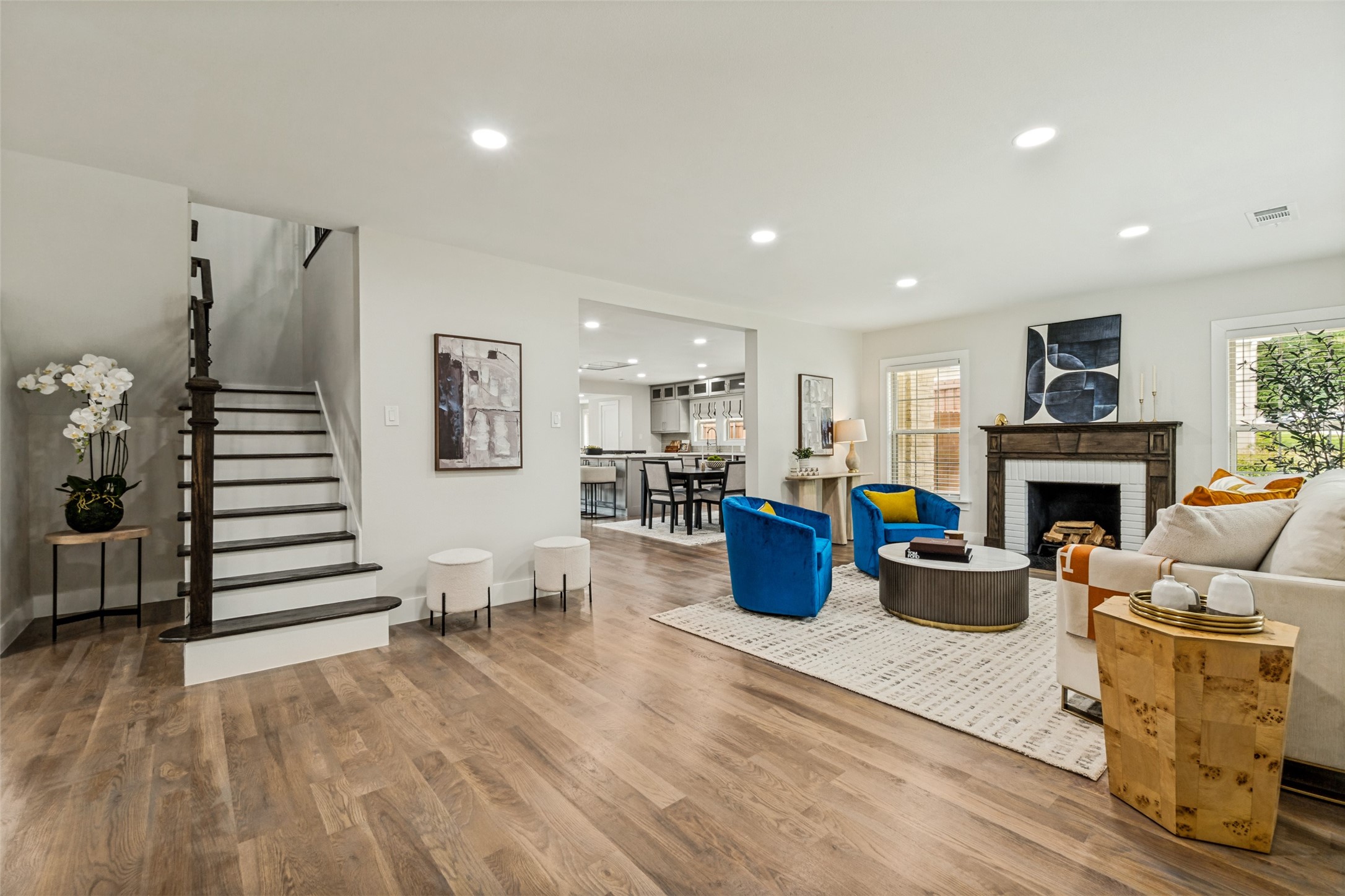 2006 Marydale Drive Dallas TX 75208