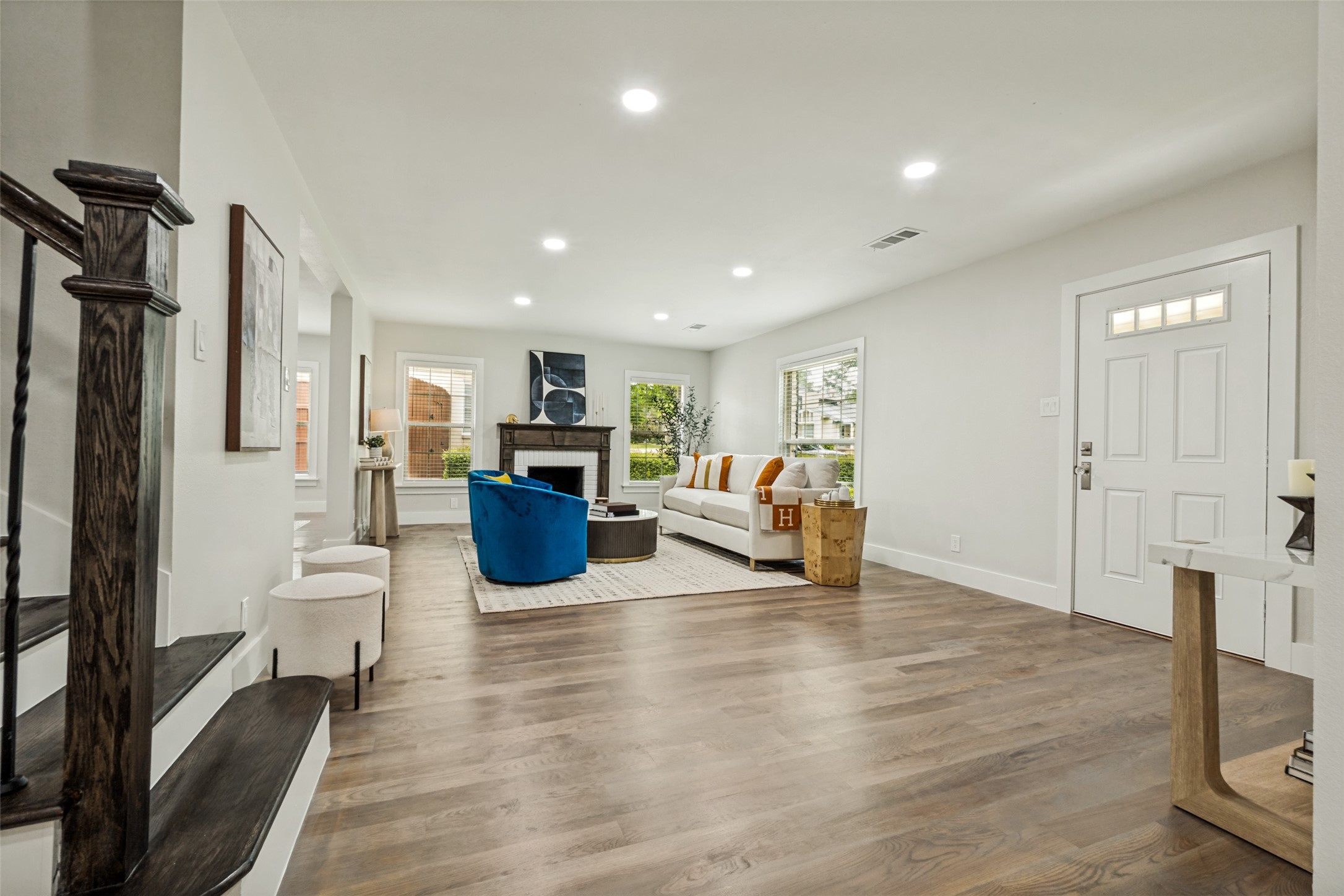 2006 Marydale Drive Dallas TX 75208