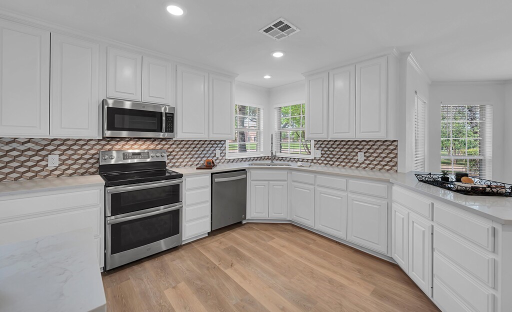 1068 Brazos Bluff Drive China Spring TX 76633