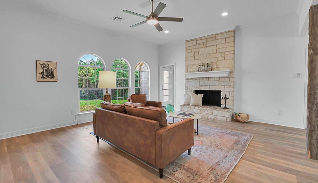 1068 Brazos Bluff Drive China Spring TX 76633