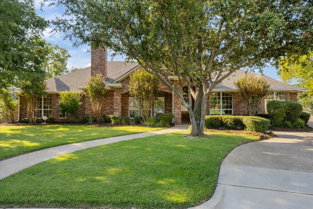 8300 Jonquil Drive Waco TX 76708