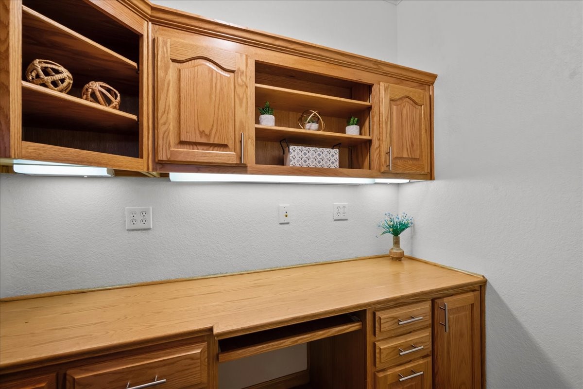 8300 Jonquil Drive Waco TX 76708