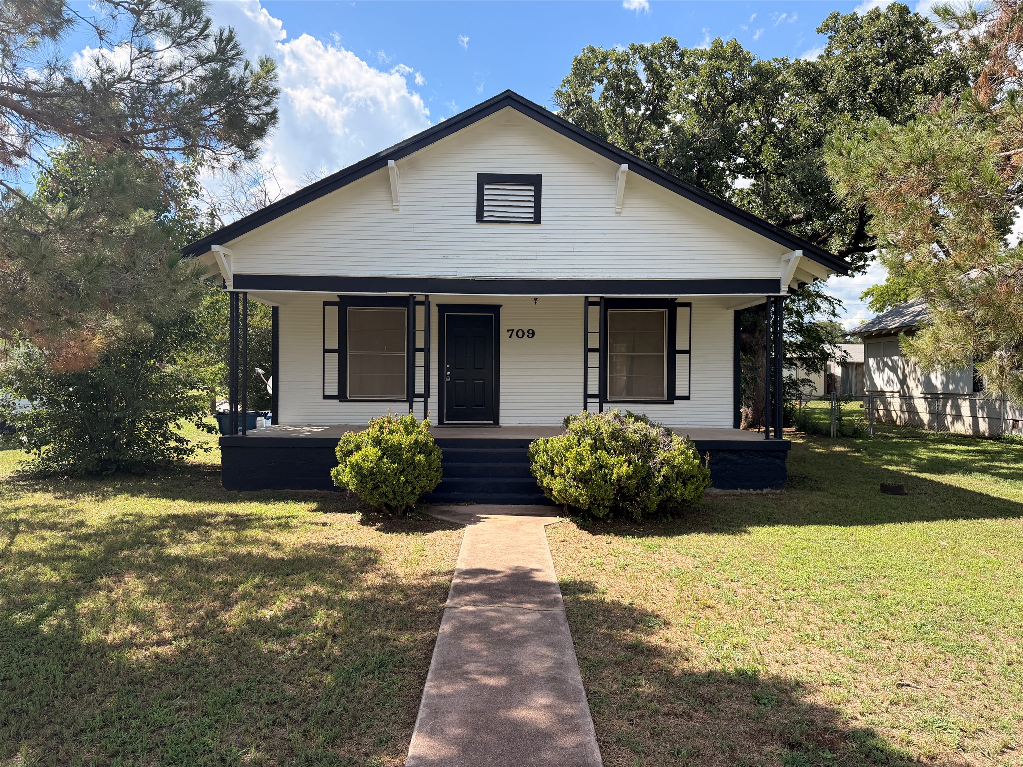 709 E 23rd Street Cisco TX 76437