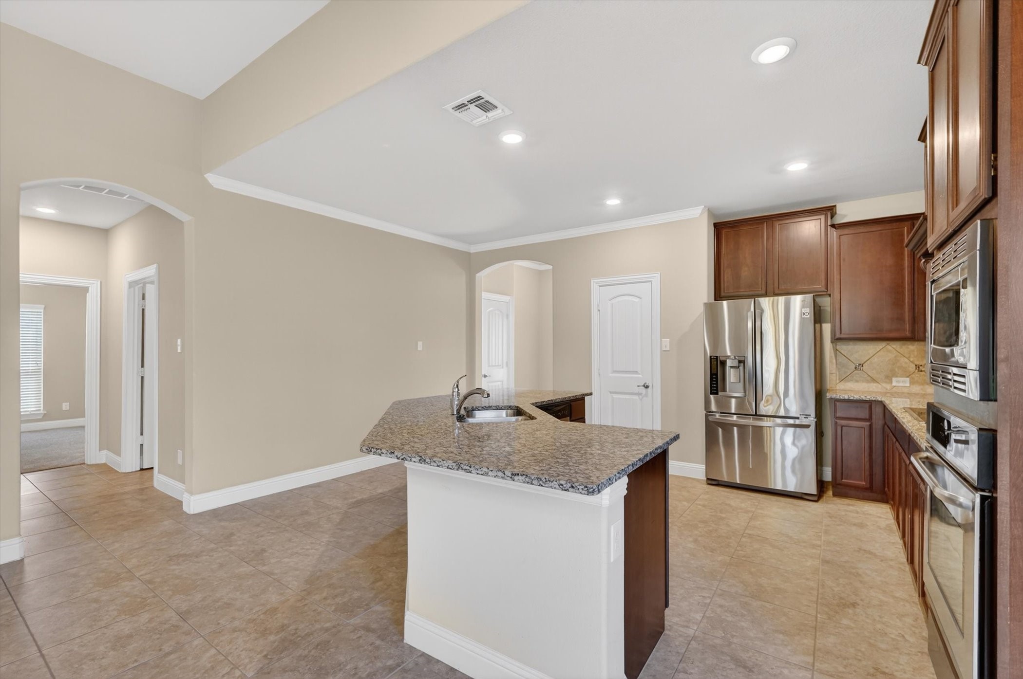 557 Lake Bluff Avenue Oak Point TX 75068