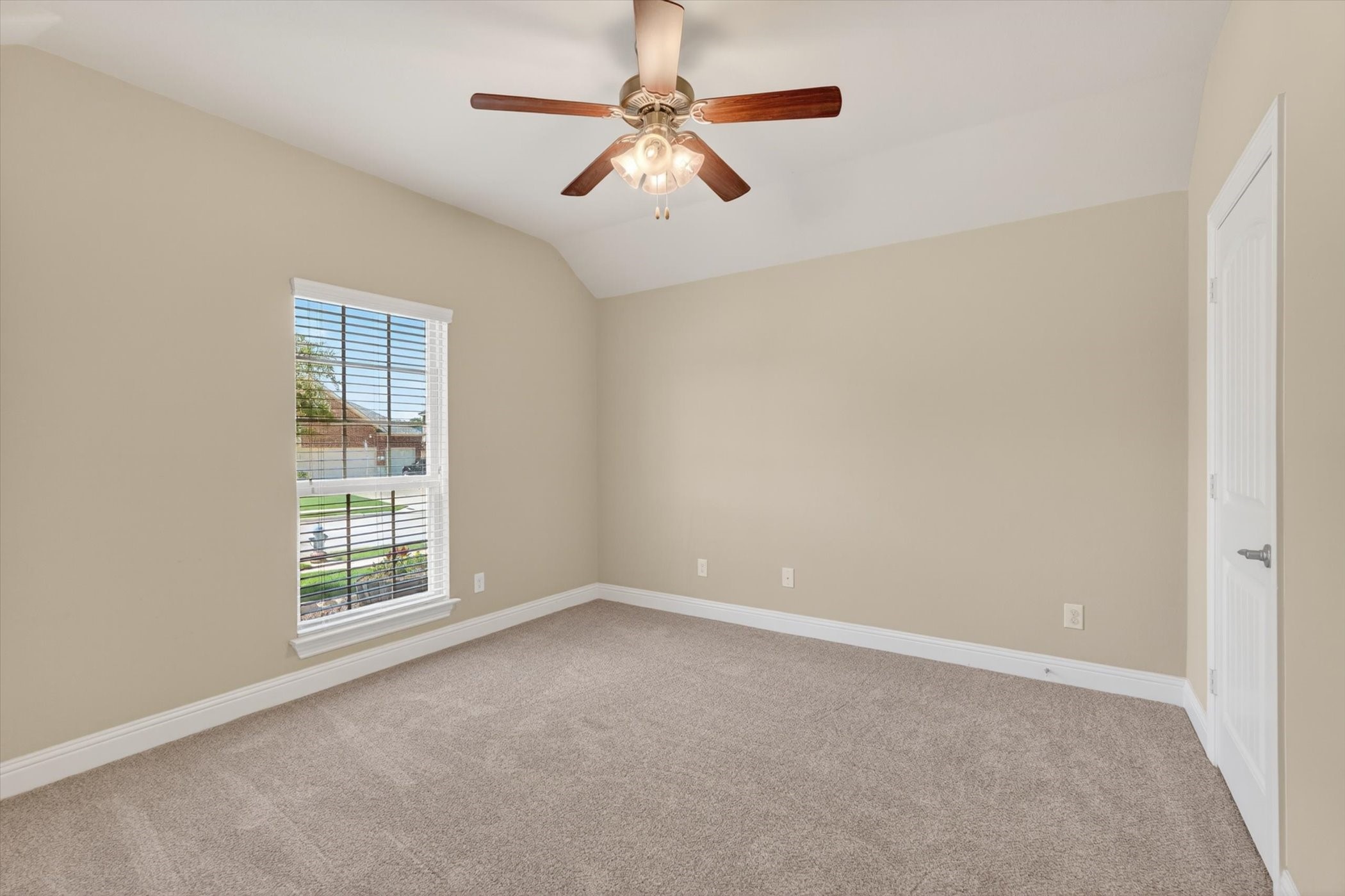 557 Lake Bluff Avenue Oak Point TX 75068