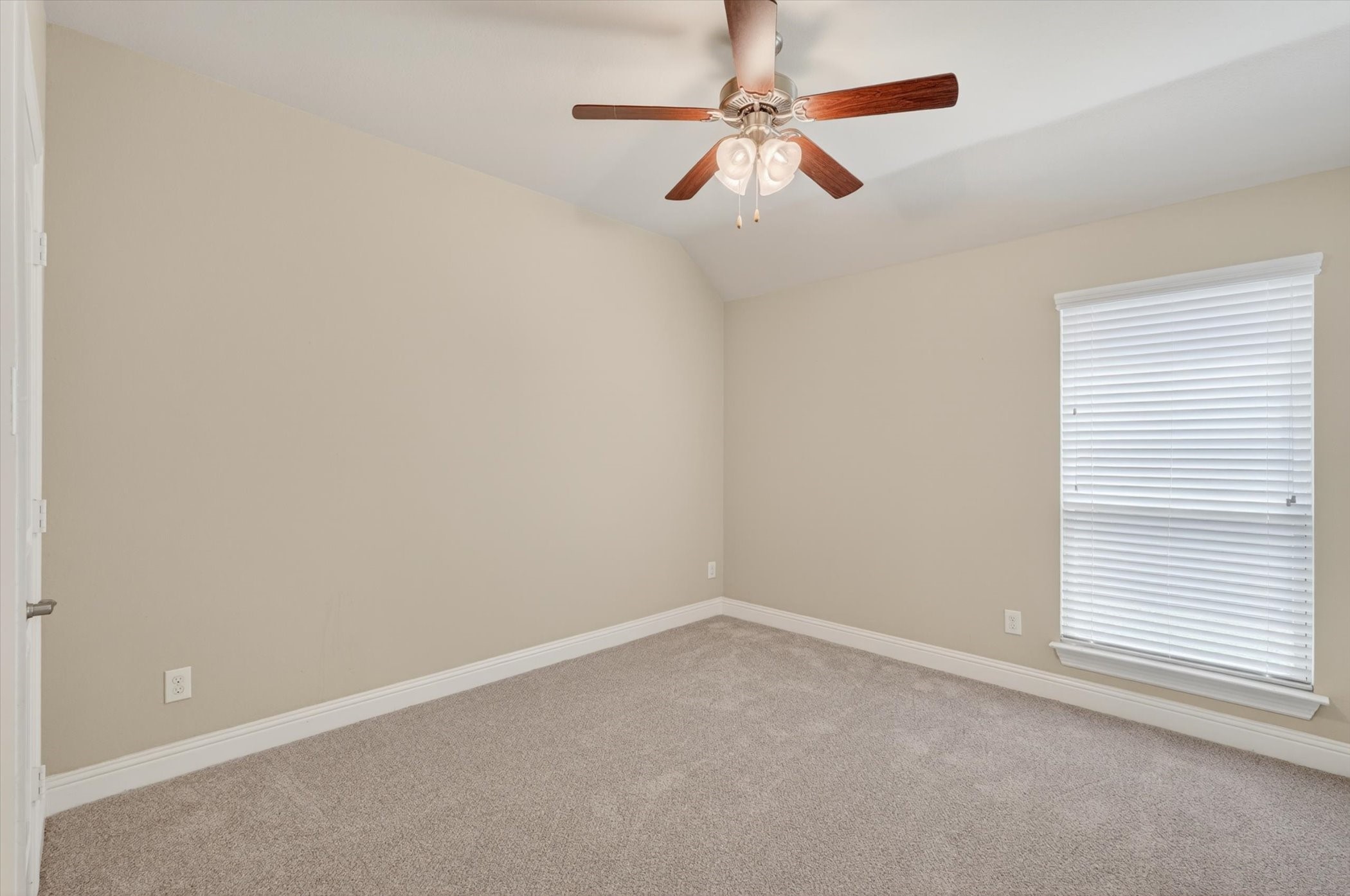 557 Lake Bluff Avenue Oak Point TX 75068