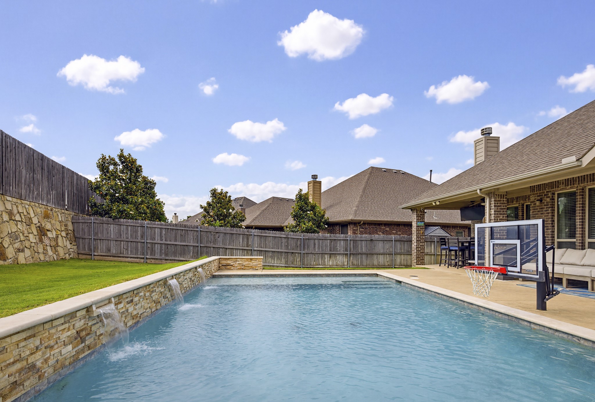 7040 San Francisco Trail Fort Worth TX 76131