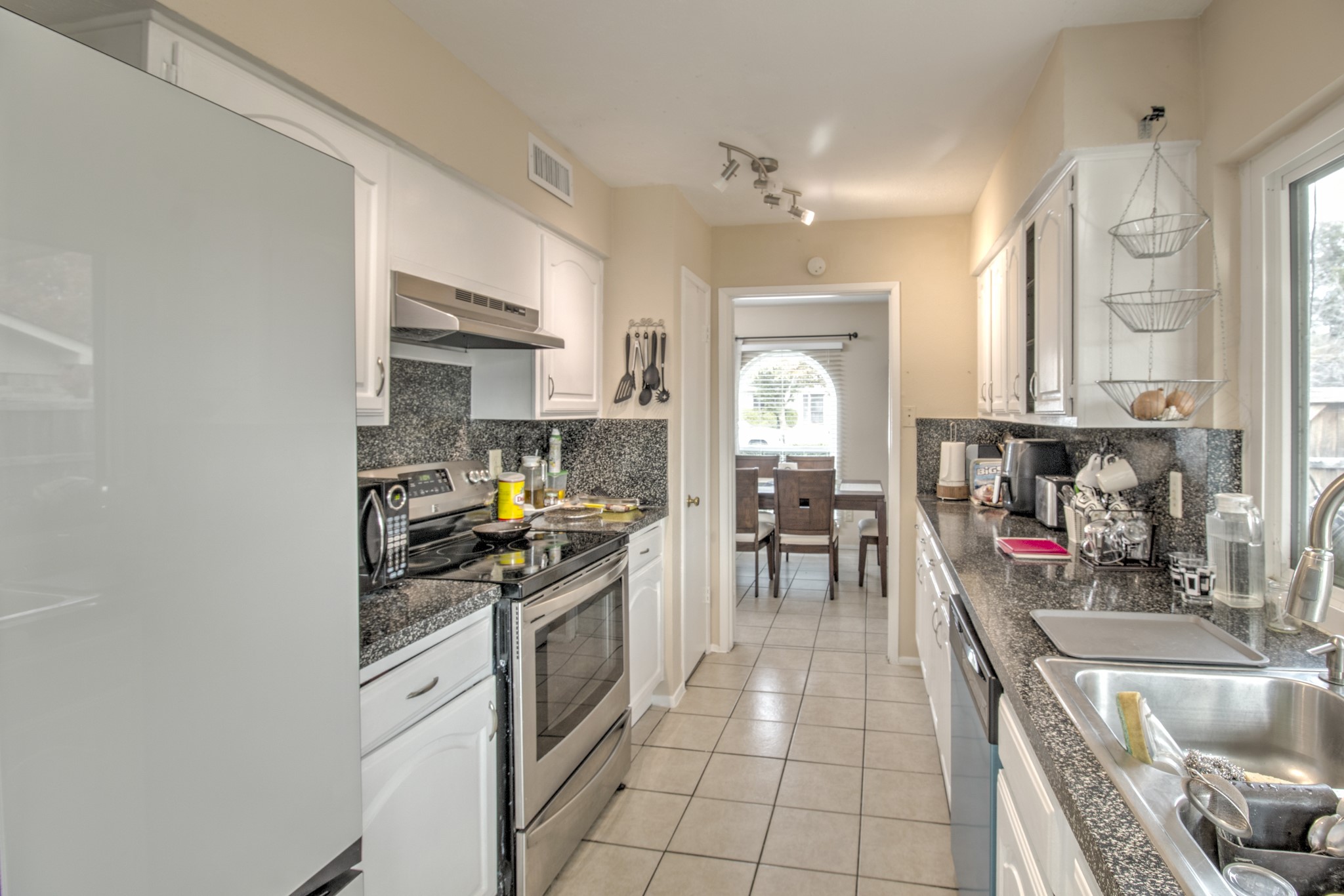 2810 Landershire Lane Garland TX 75044