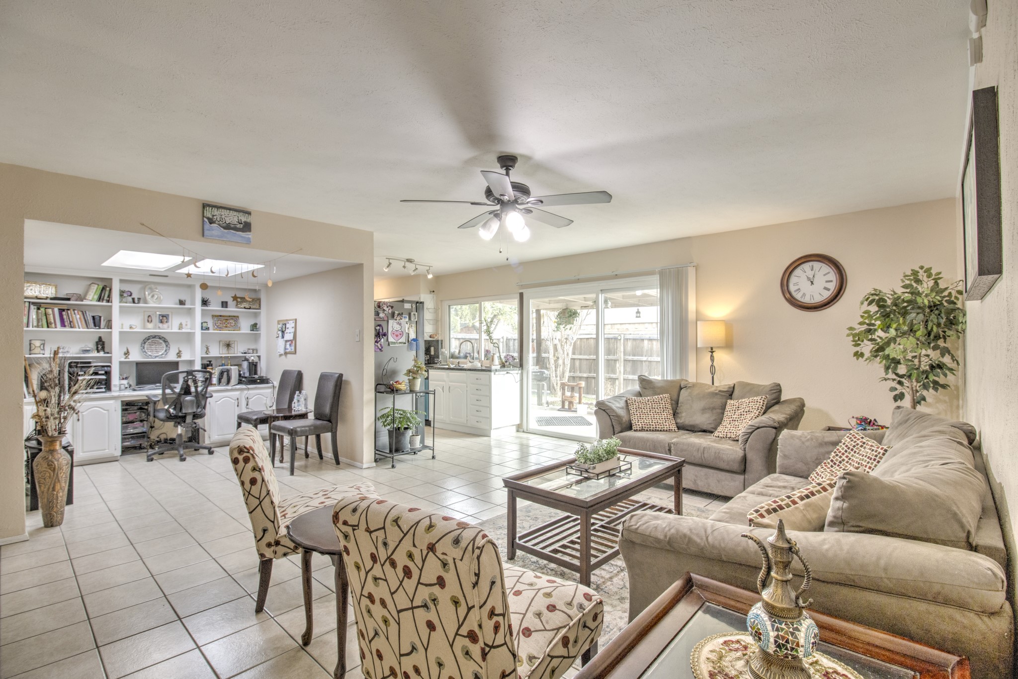2810 Landershire Lane Garland TX 75044