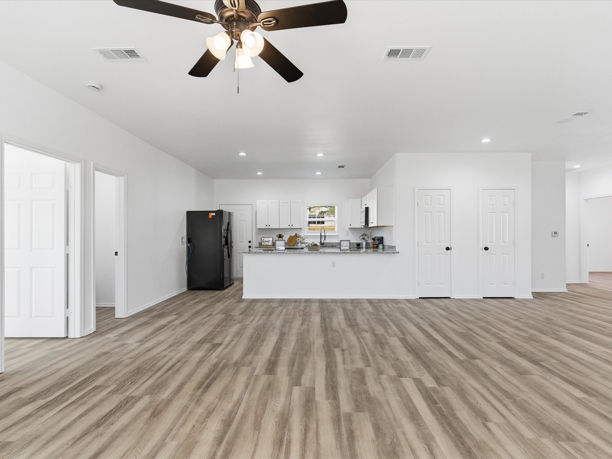 408 Susan Drive Kennedale TX 76060