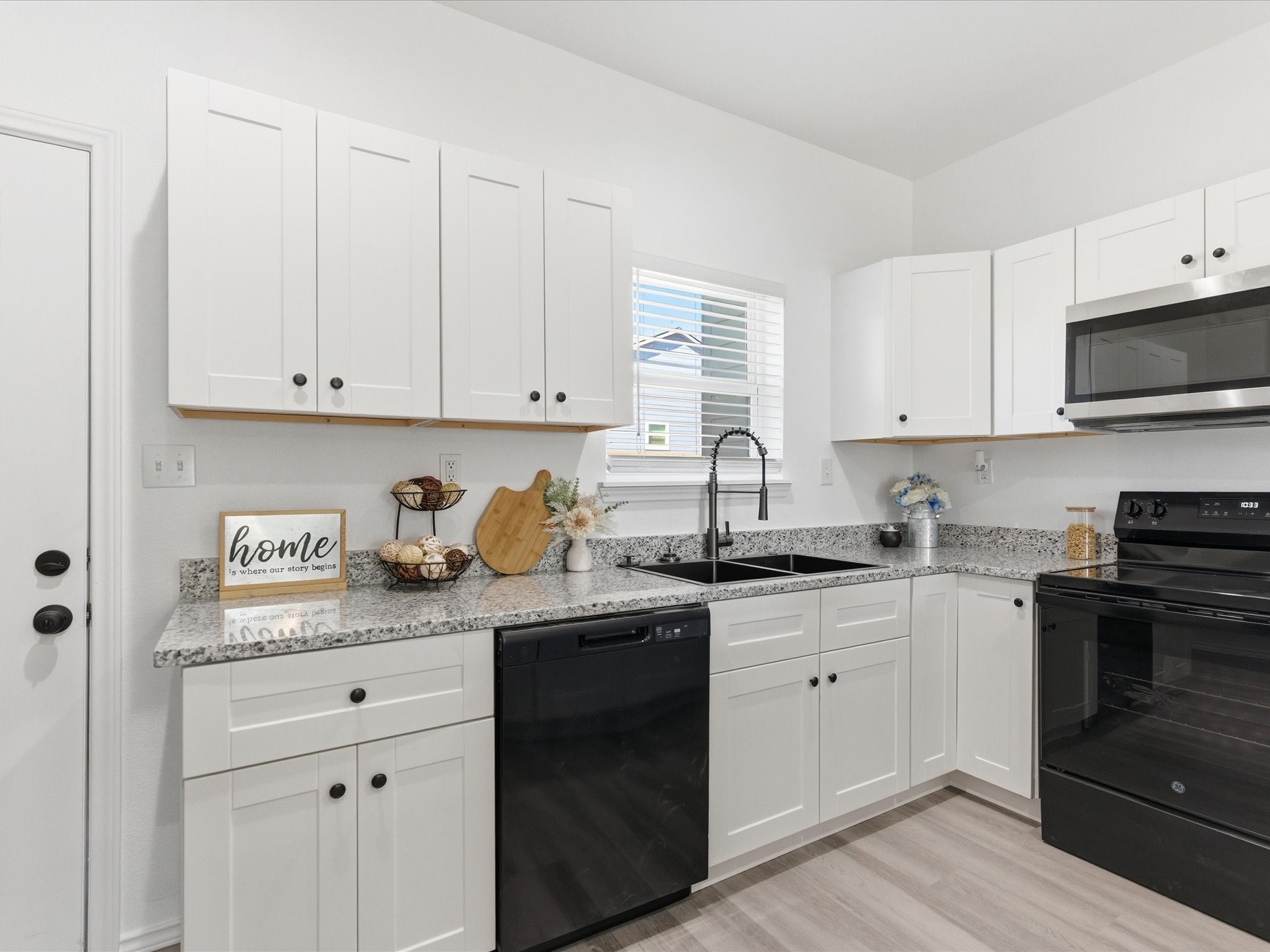 408 Susan Drive Kennedale TX 76060