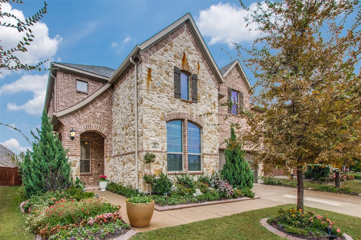 2413 Stallion Street Carrollton TX 75010