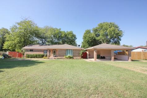 221 Harpold Italy TX 76651
