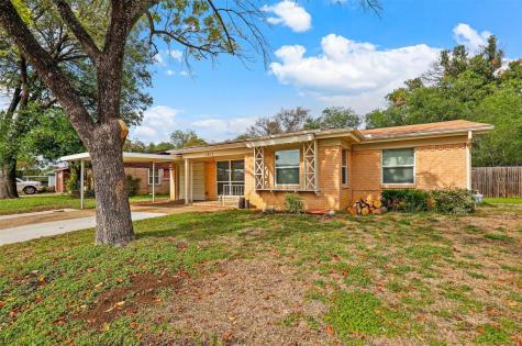 1813 Wynn Terrace Arlington TX 76010