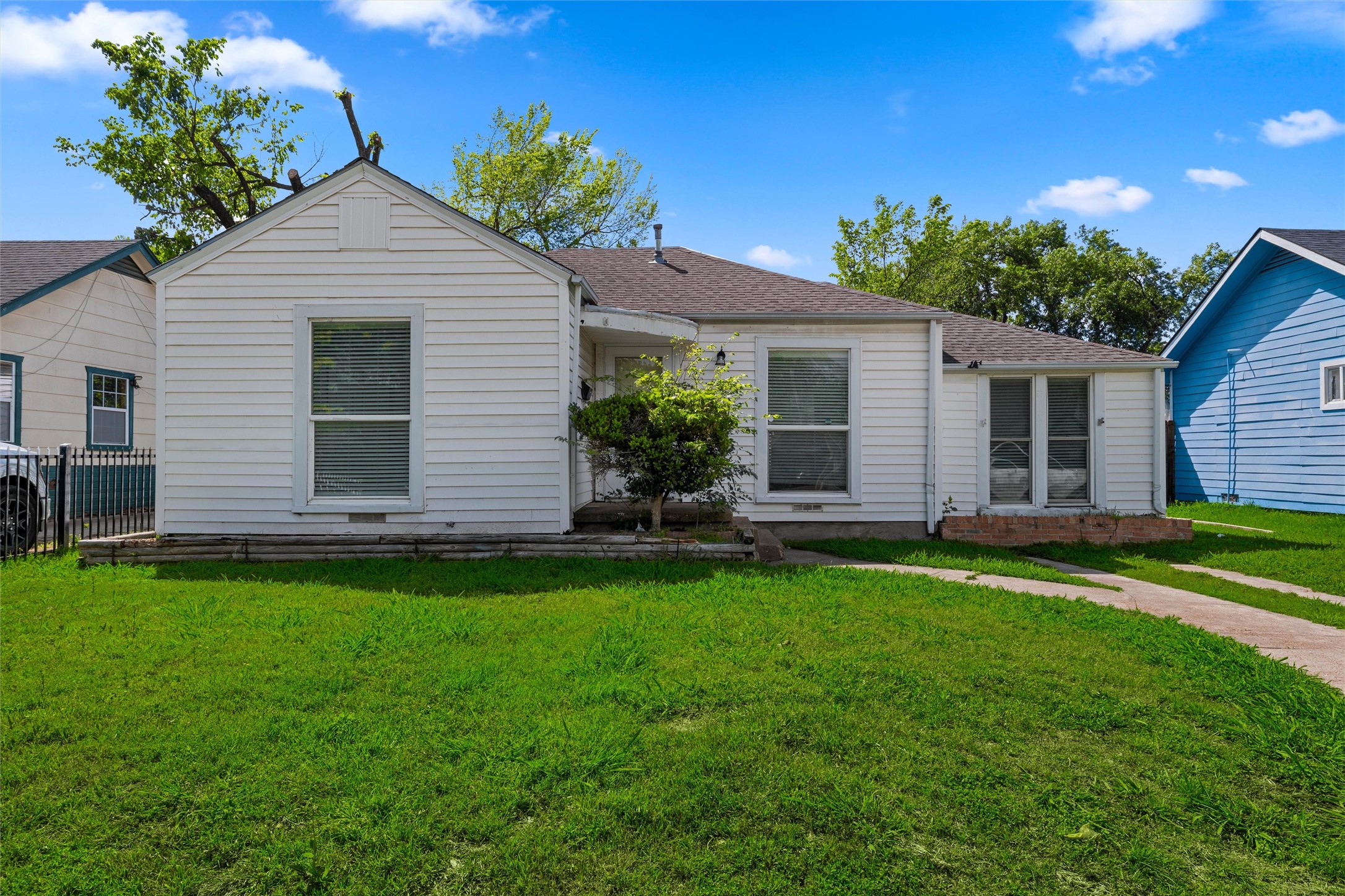 317 12th Street Grand Prairie TX 75051