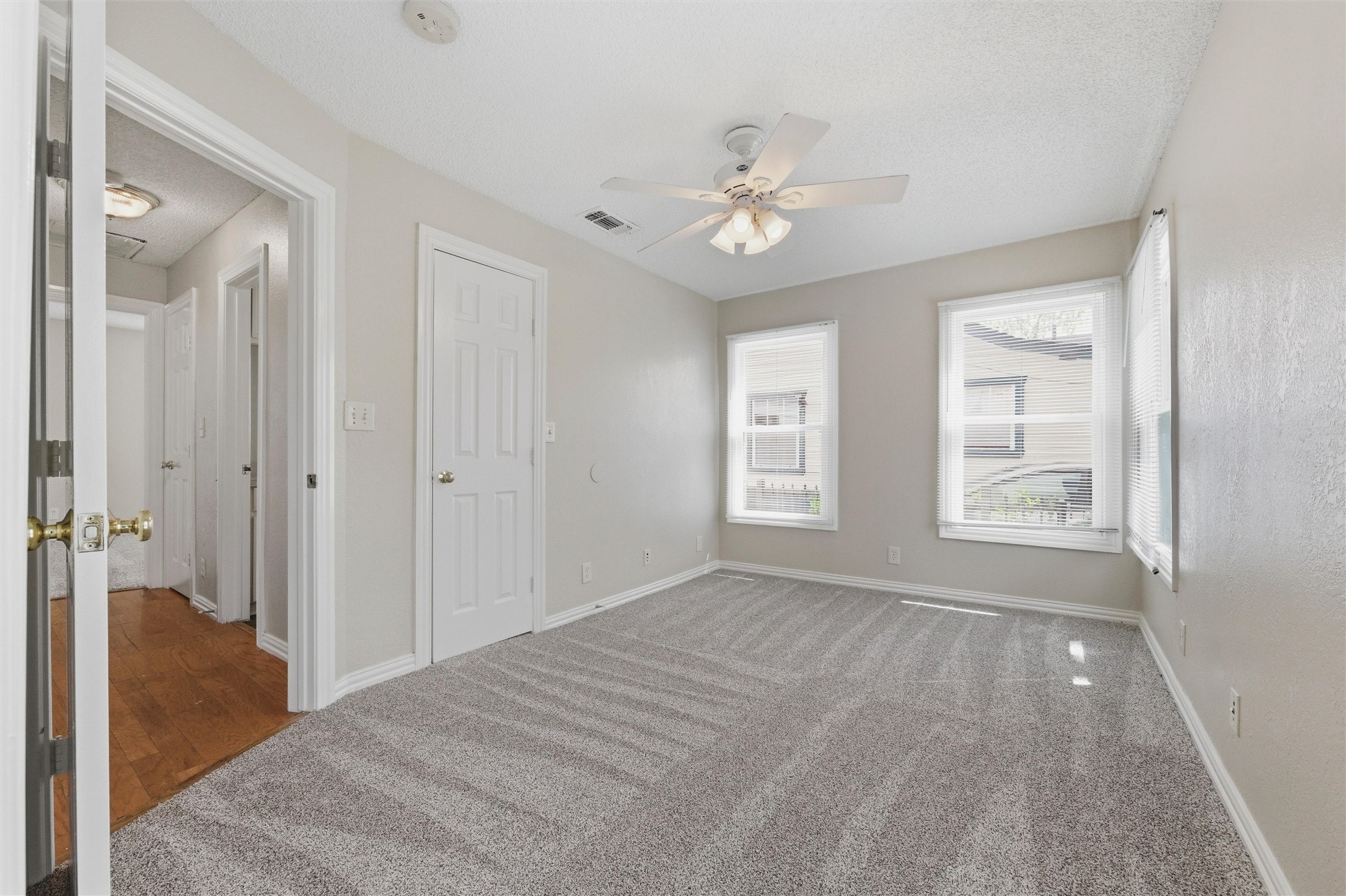317 12th Street Grand Prairie TX 75051